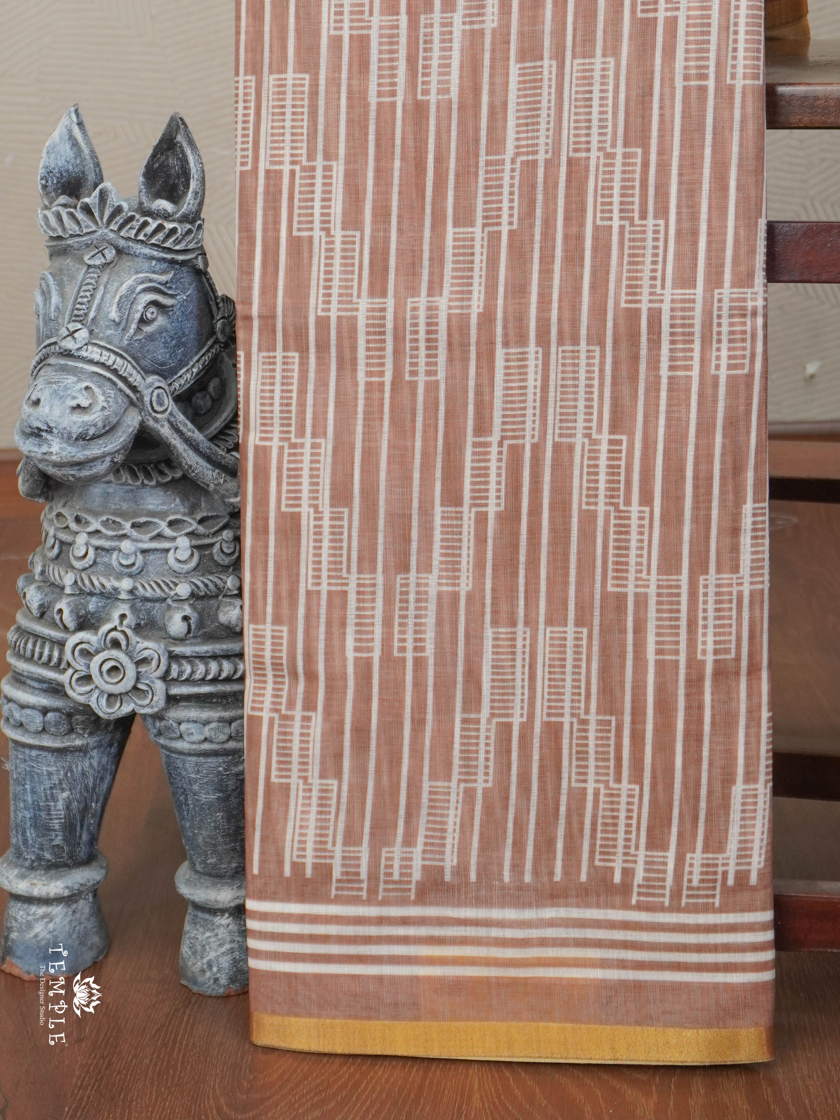 Geometrical Pattern Linen Saree | TTDS2812