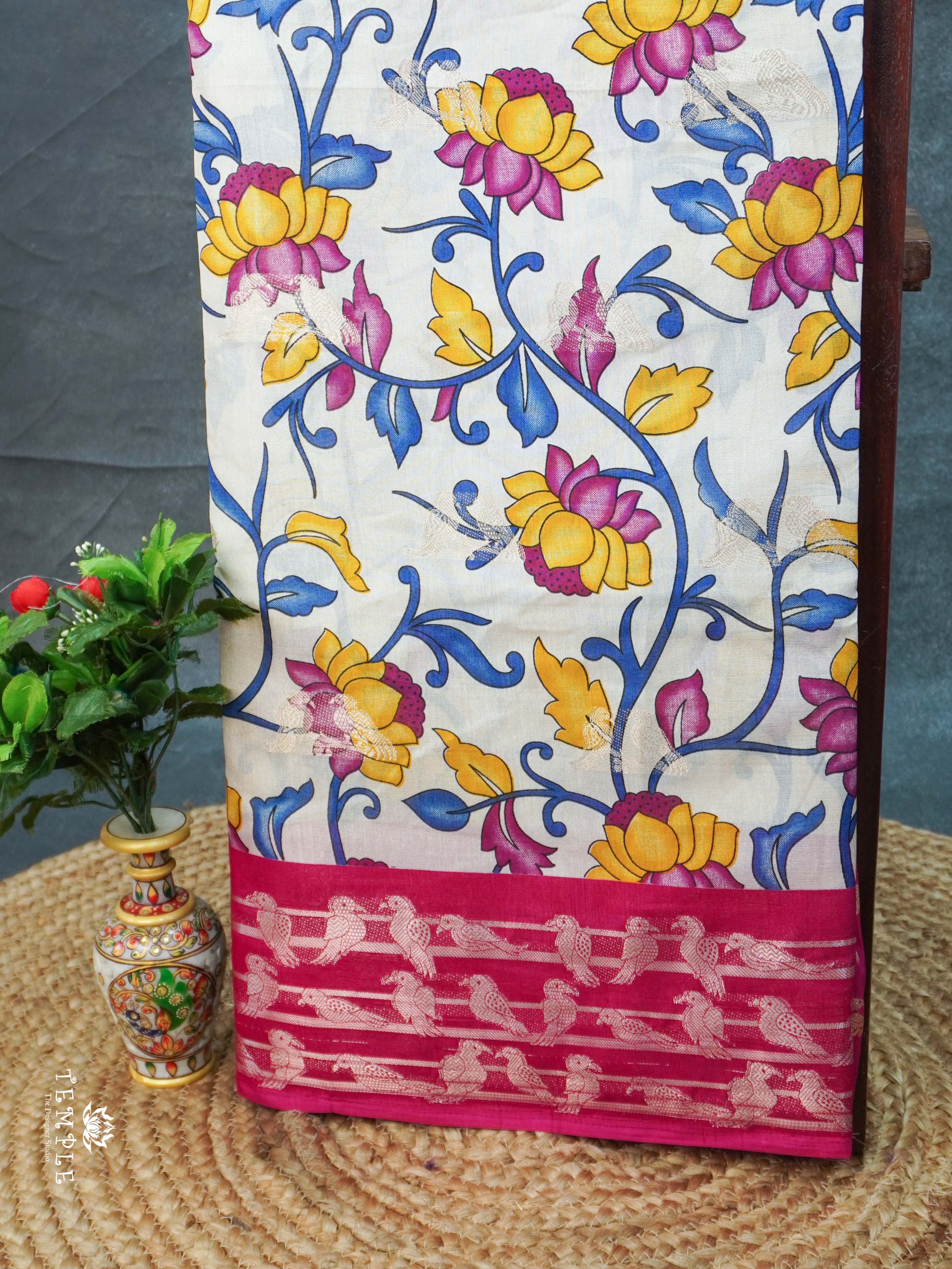 Floral With Creeper Printed Saree | TTDS2258