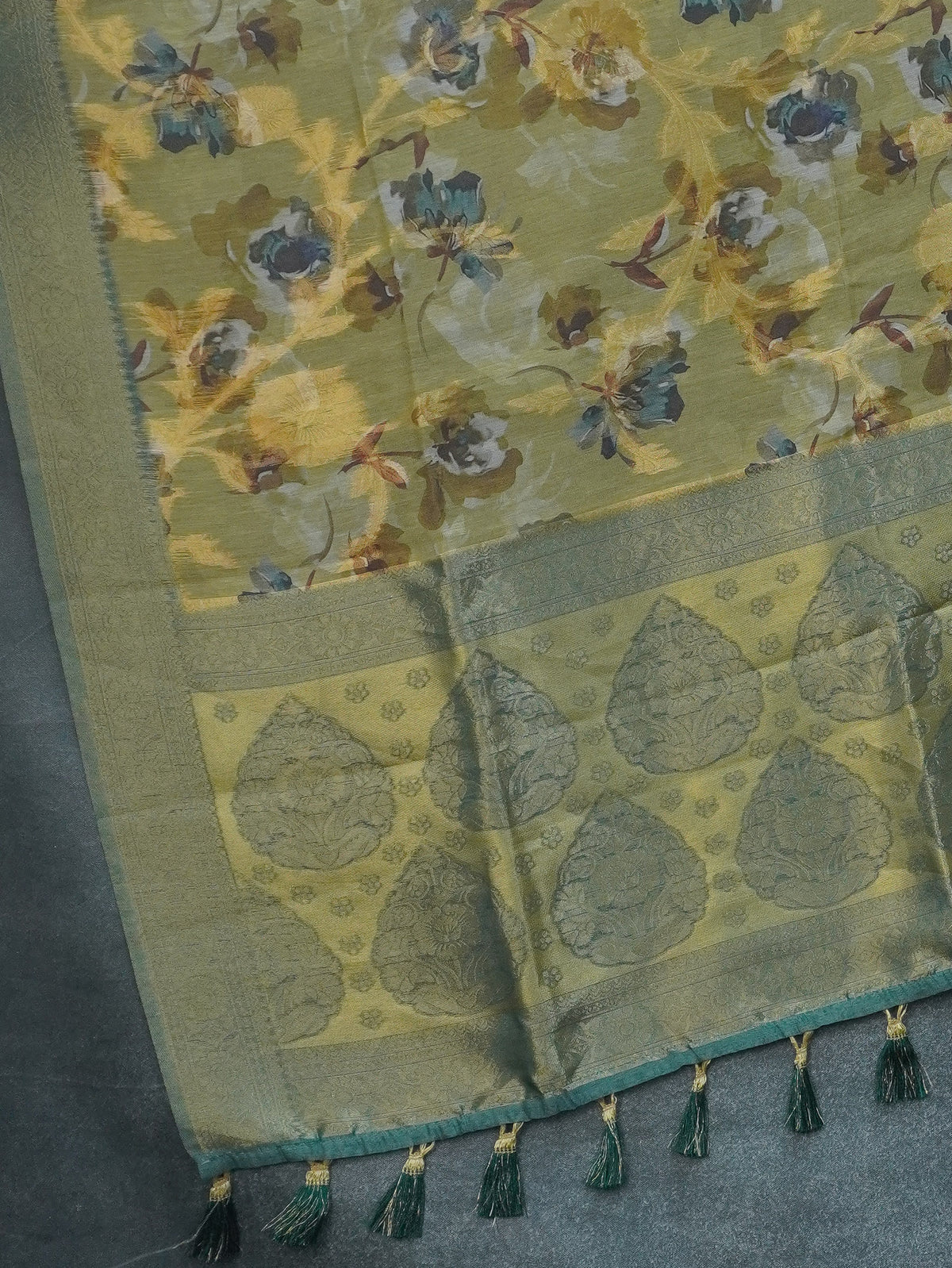 Jute Banarasi Saree | TTDS3680