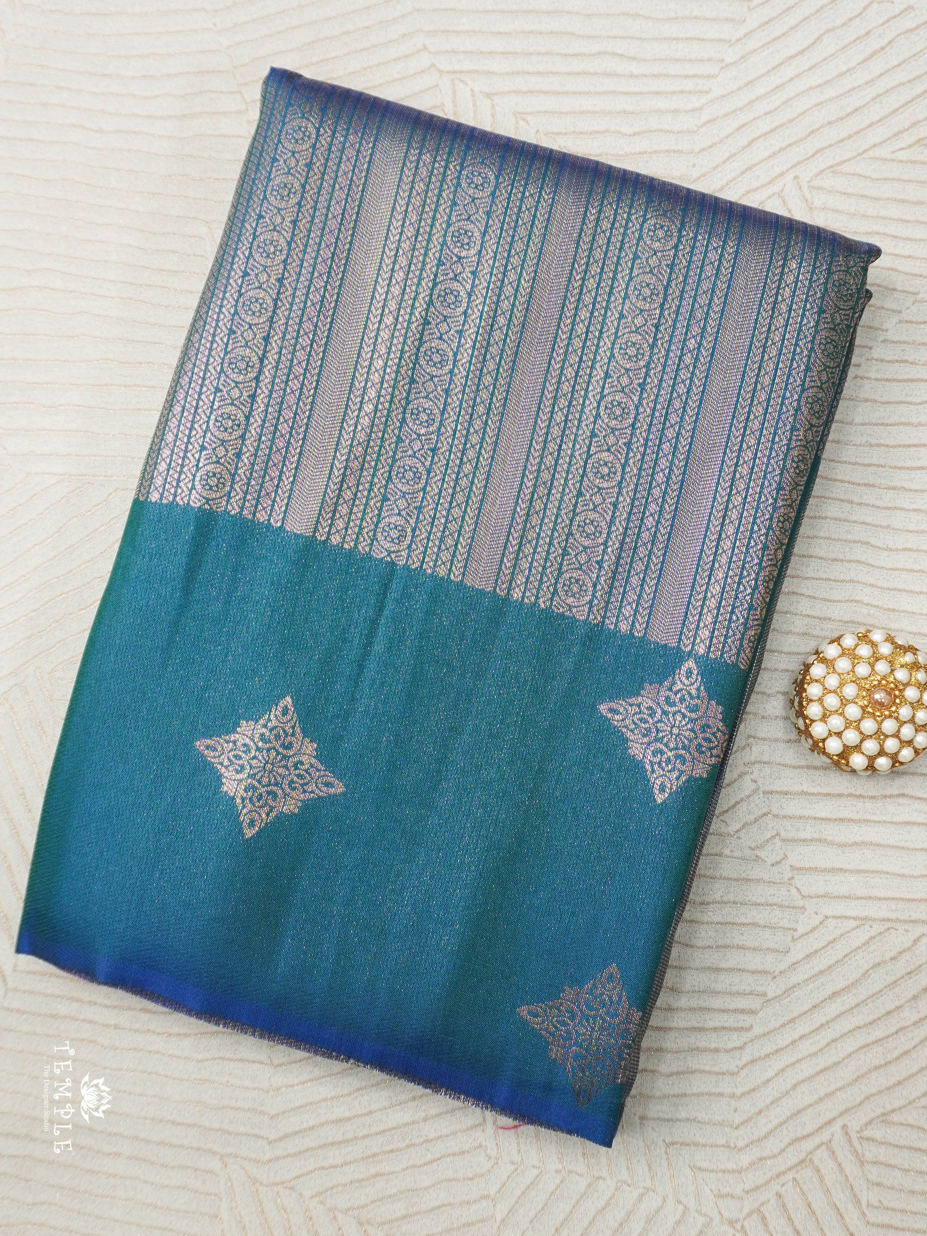 Soft Silk Saree With Zari Woven Pattern | TTDS1853