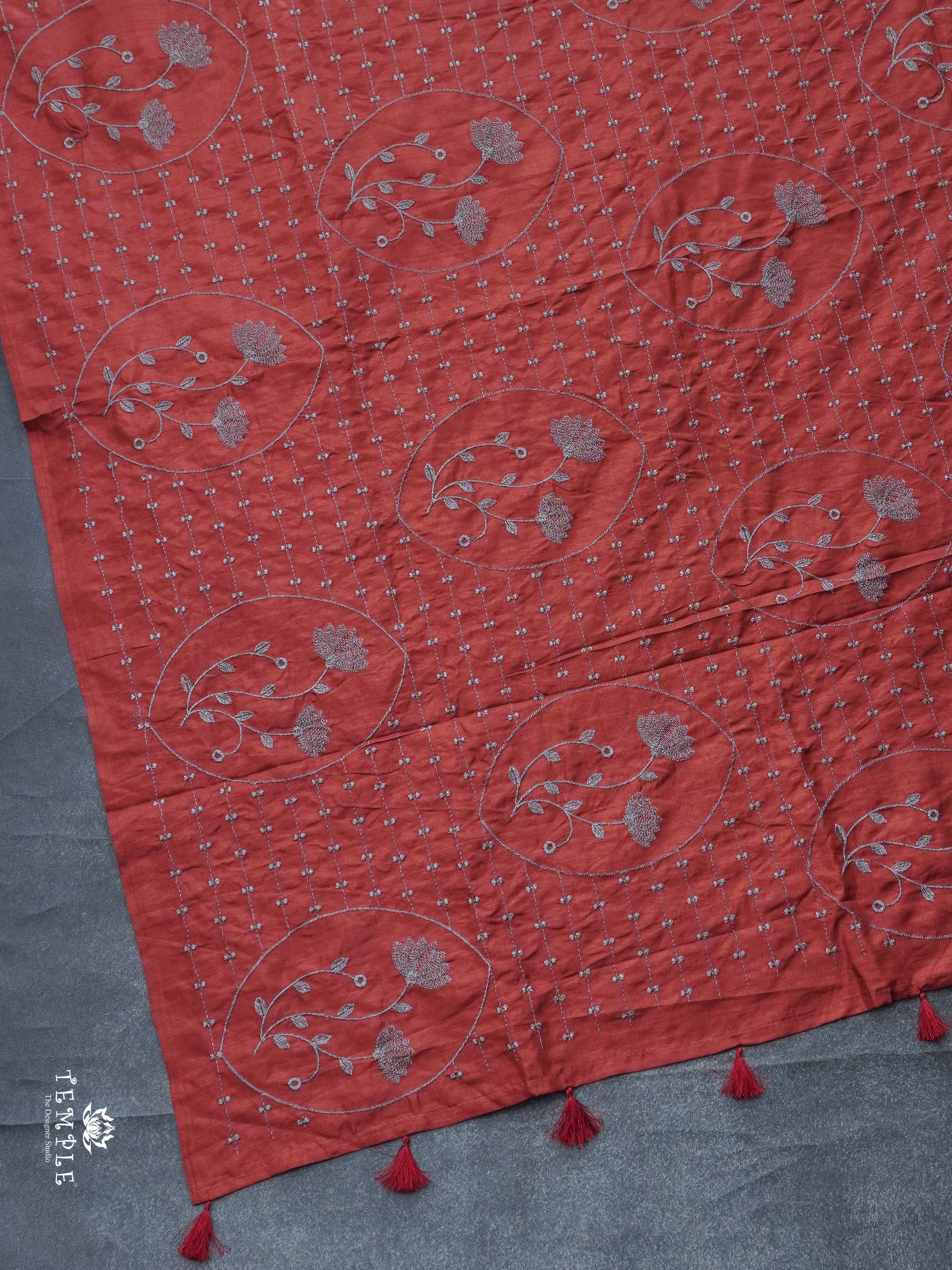 Raw Silk Saree With Zari Work | TTDS2358