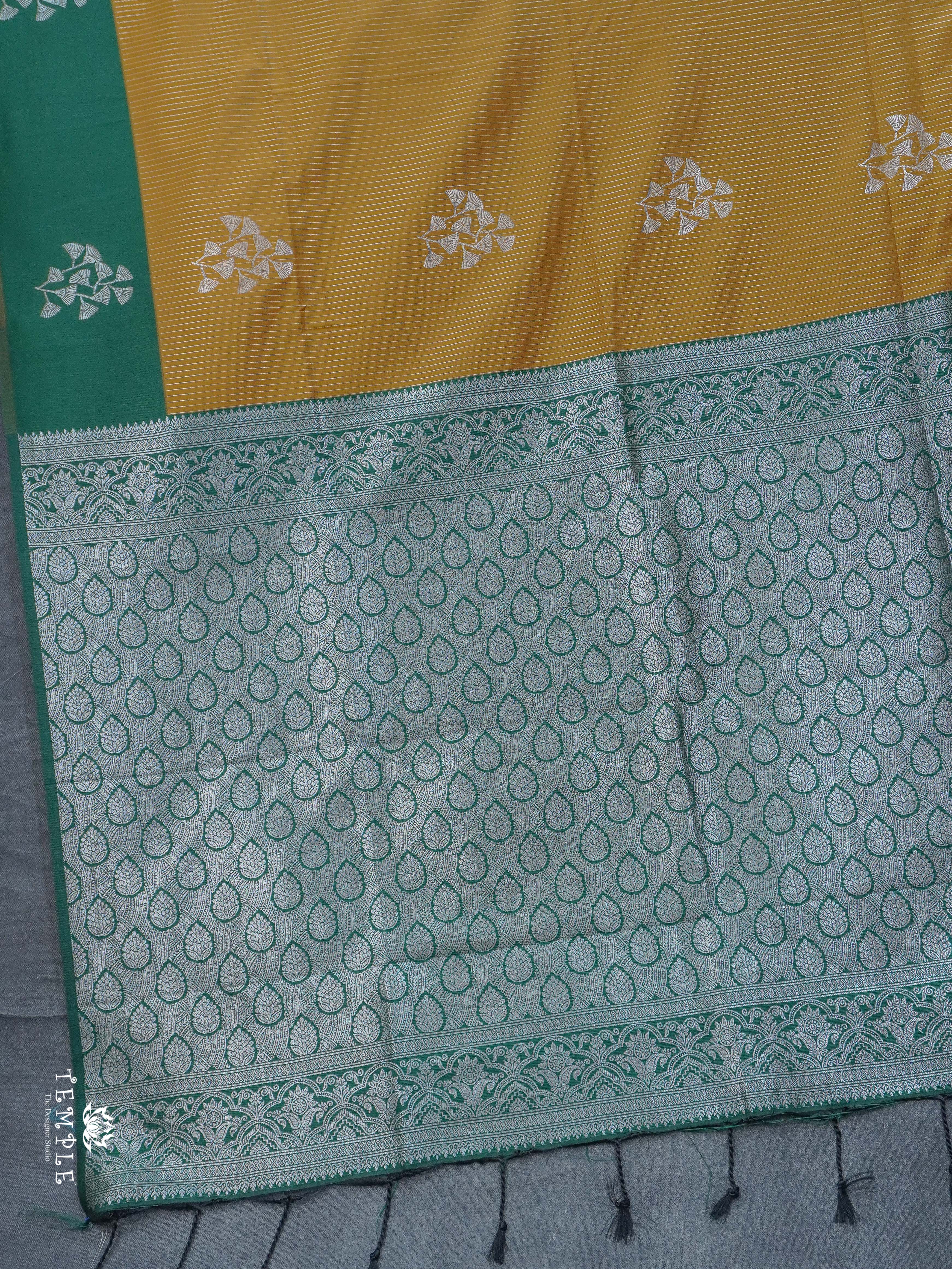 Lichi Silk Saree With Zari woven Pattern | TTDS2366