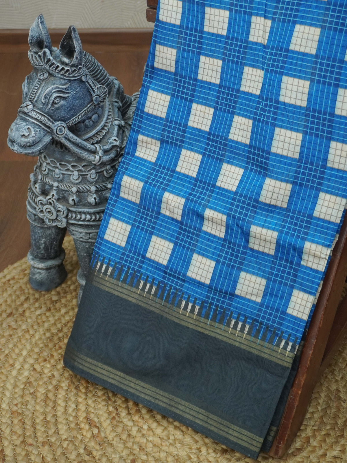 Vintage Checked Tussar Saree | TTDS3708