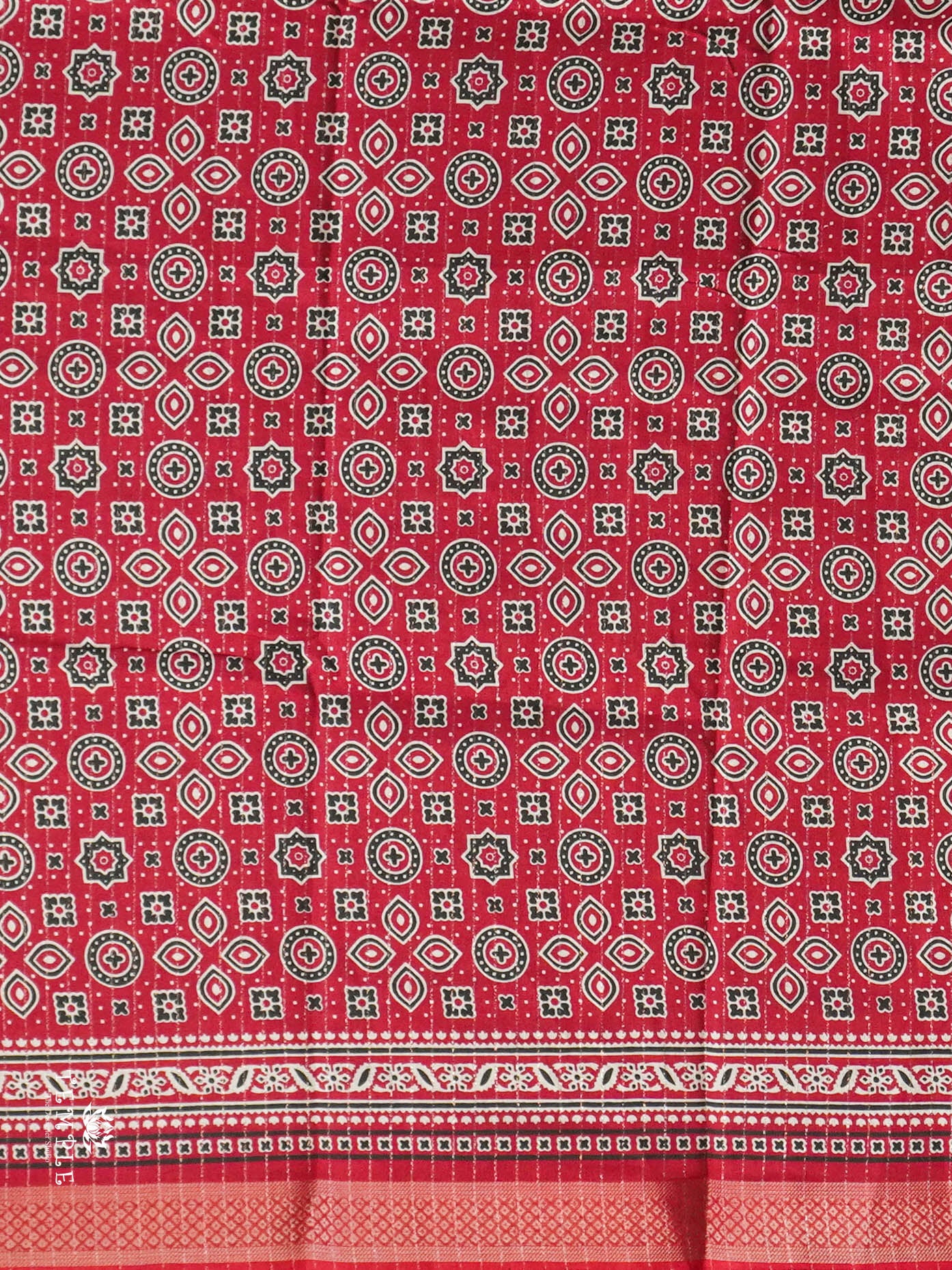 Semi Crepe Saree With Vaira Oosi Pattern | TTDS2895.