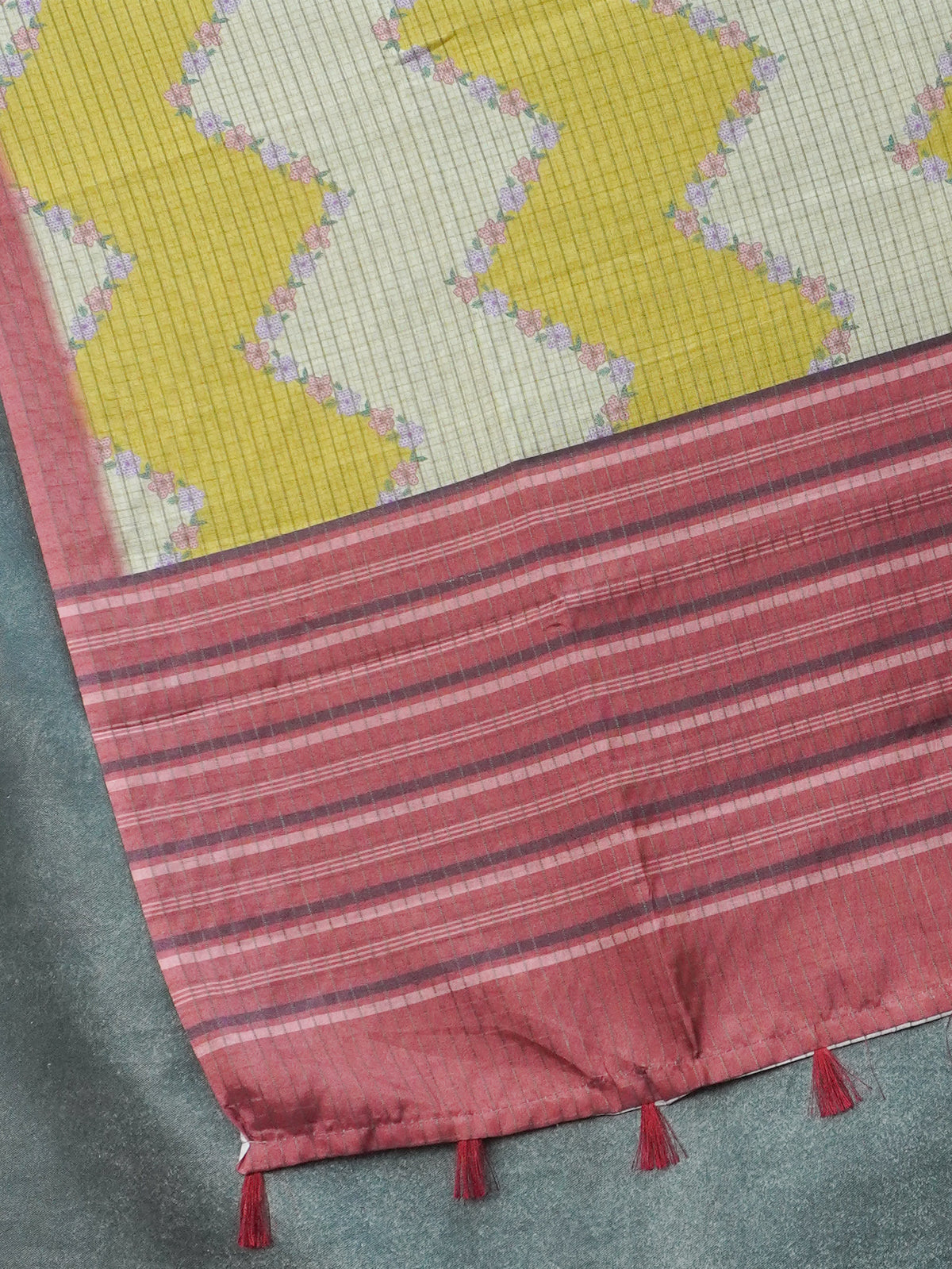 Printed Tussar Saree | TTDS3716