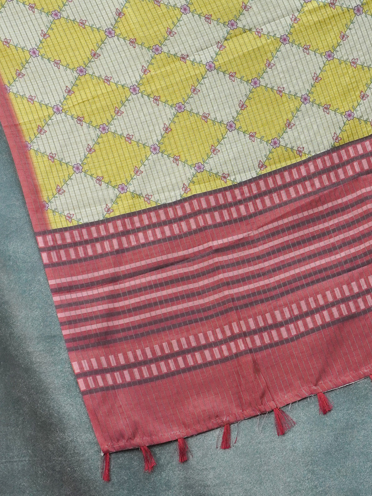 Printed Tussar Saree | TTDS3721