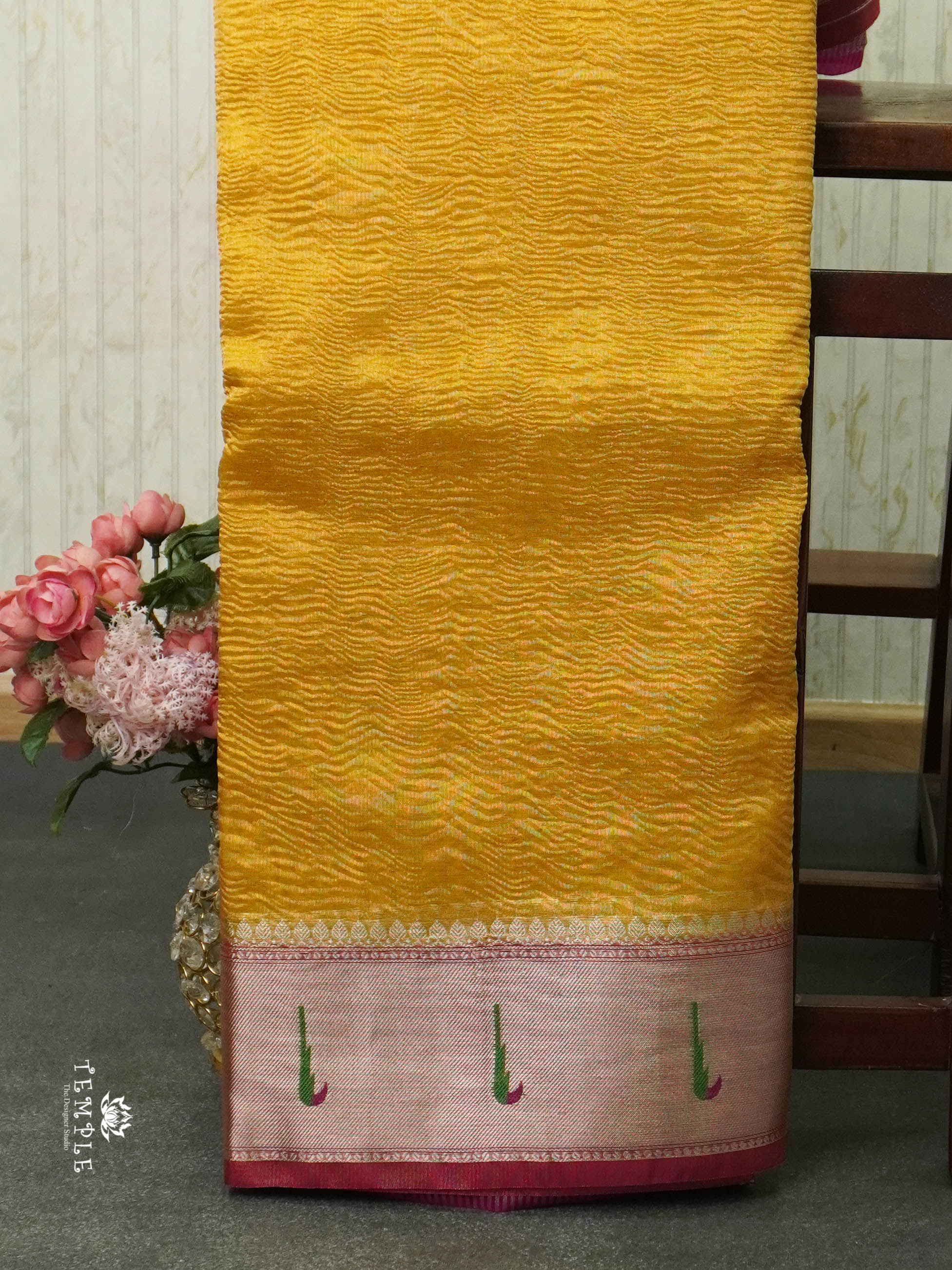 Crush Tissue Saree With Muniyas Border | TTDS1441