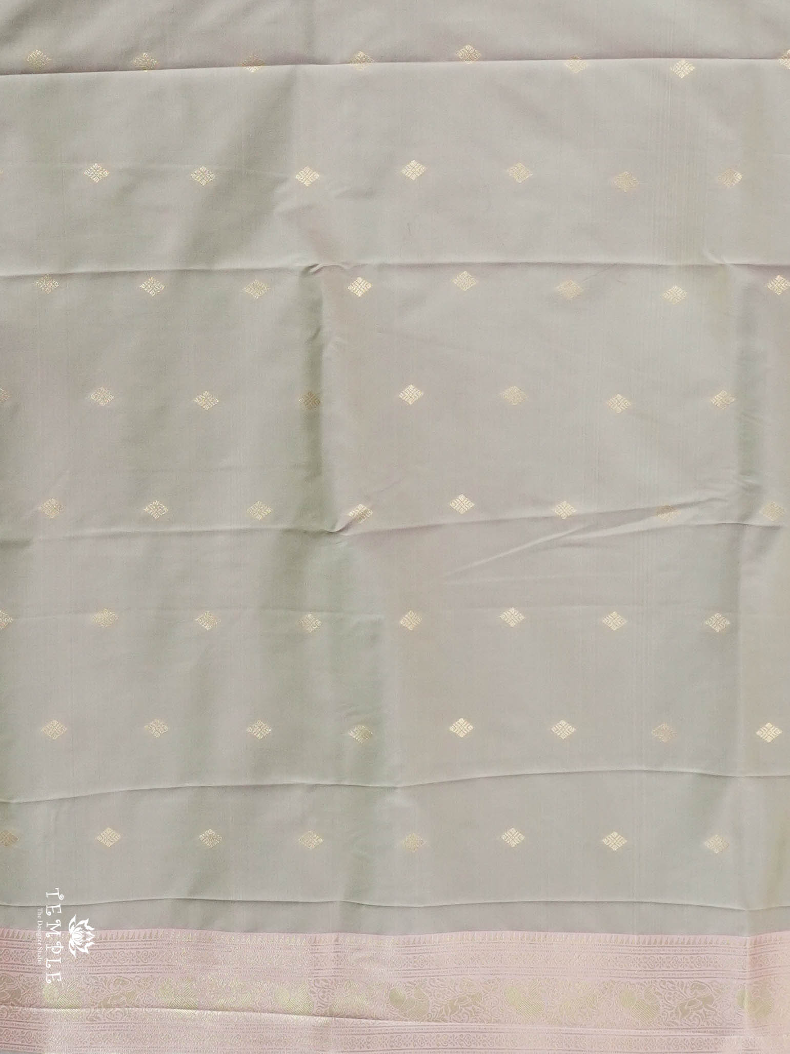 Semi Silk Saree With Zari Woven Pattern | TTDS2915