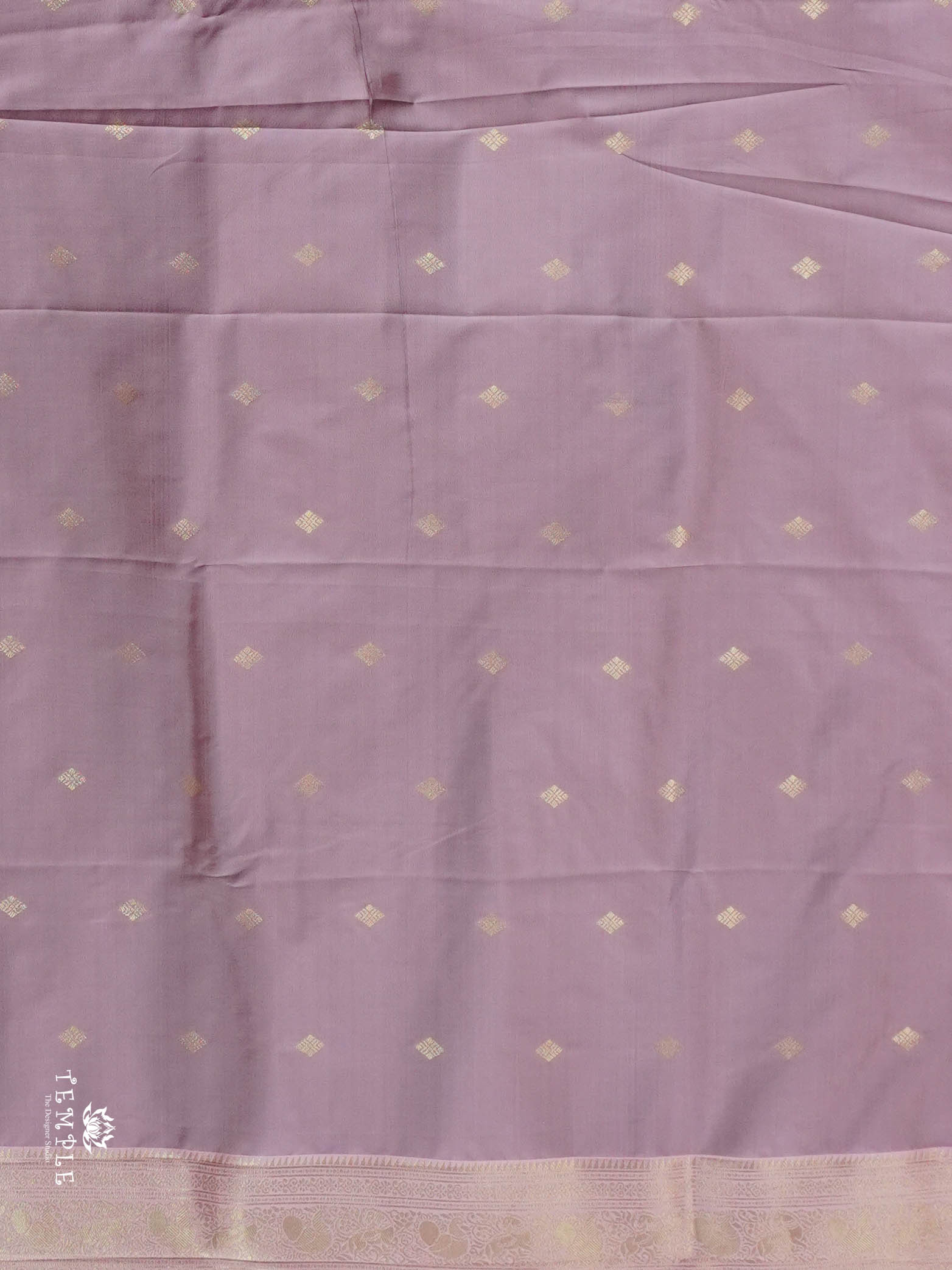 Semi Silk Saree With Zari Woven Pattern | TTDS2915