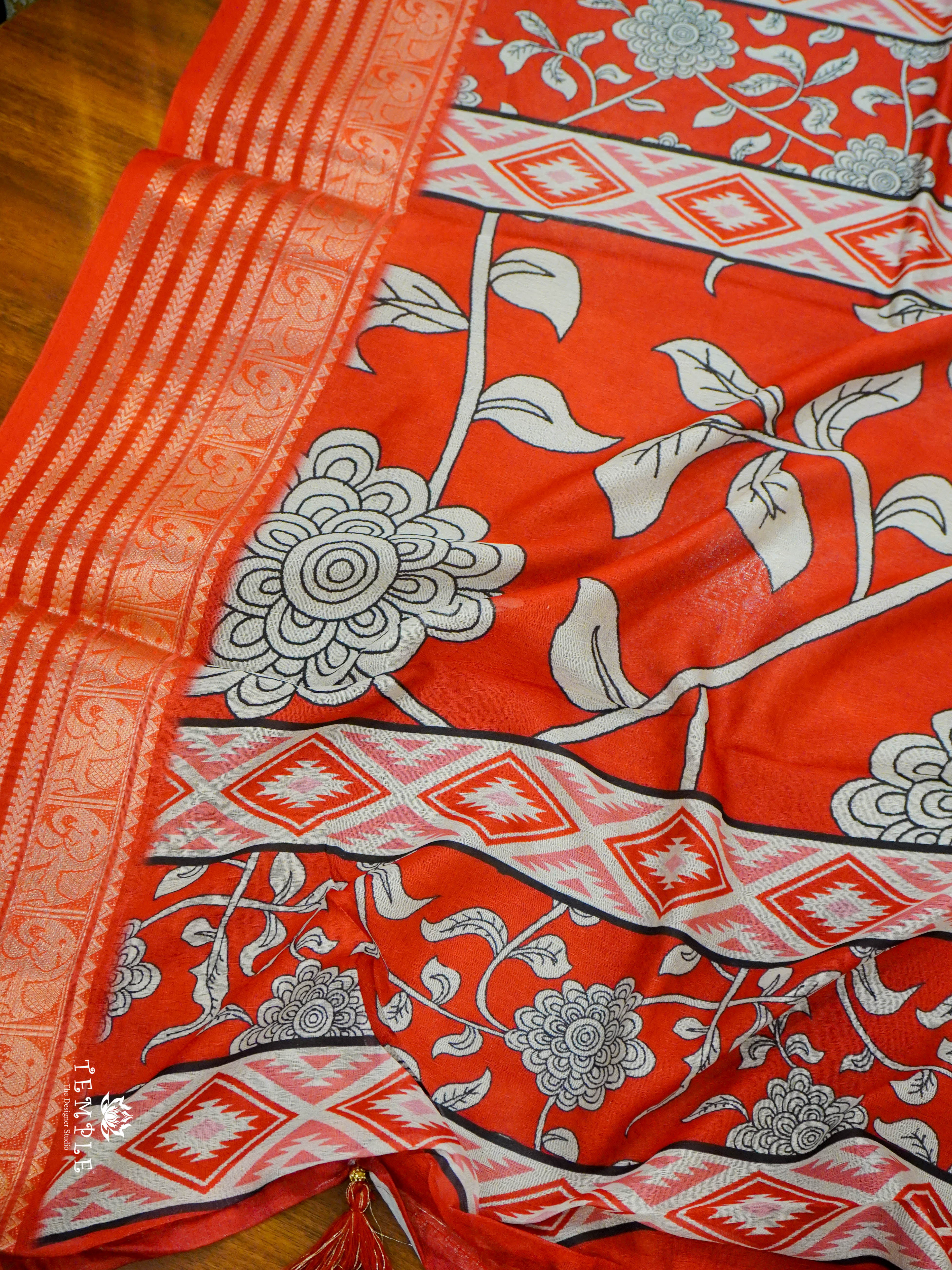 Floral Printed Marshmallow Saree | TTDS1451