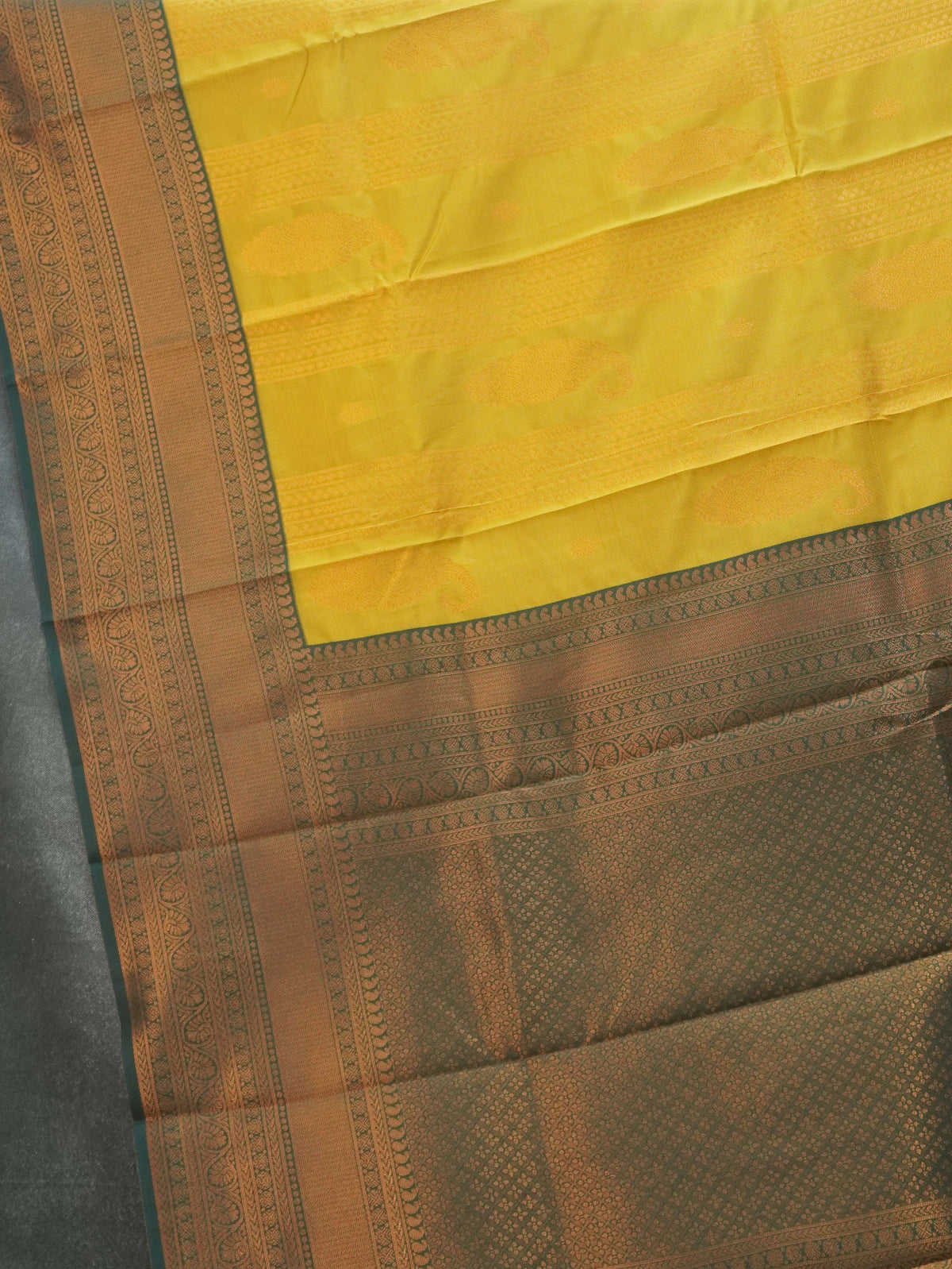 Mayuri Pattu Silk Saree | TTDS3735