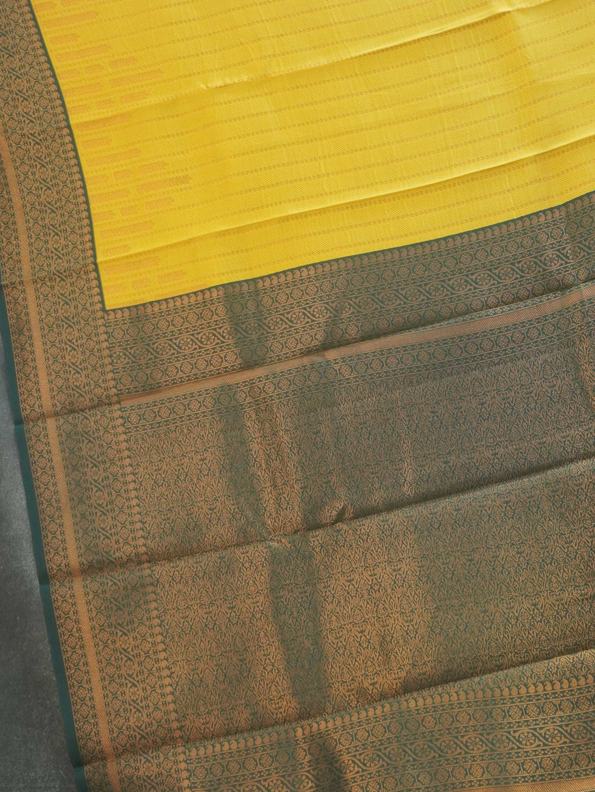 Mayuri Pattu Silk Saree | TTDS3734