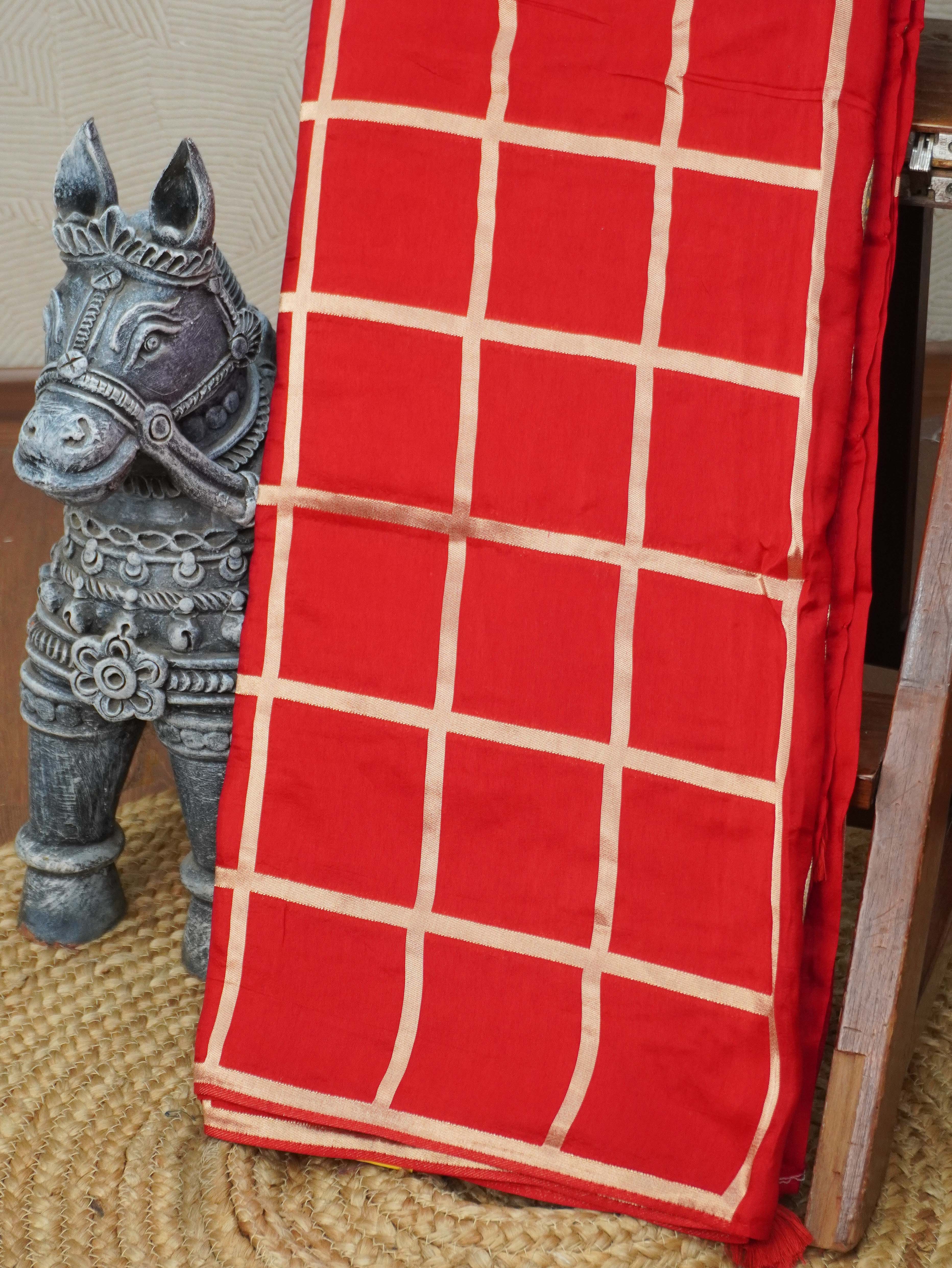 Viscose Satin Silk Saree | TTDS3342