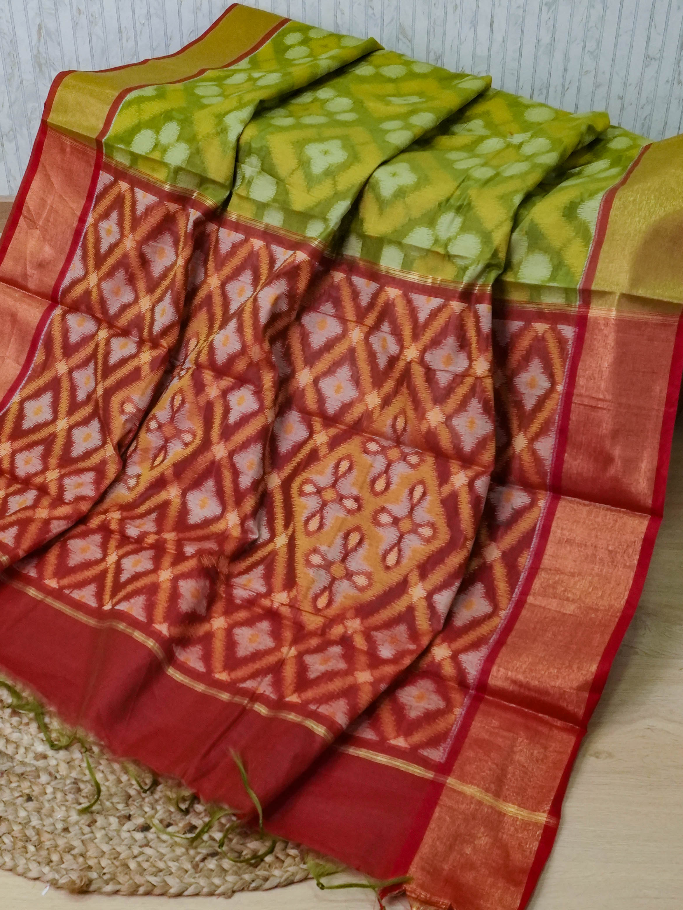 Ikkat Pochampally Saree | TTDS1103 | Sparkling Deals