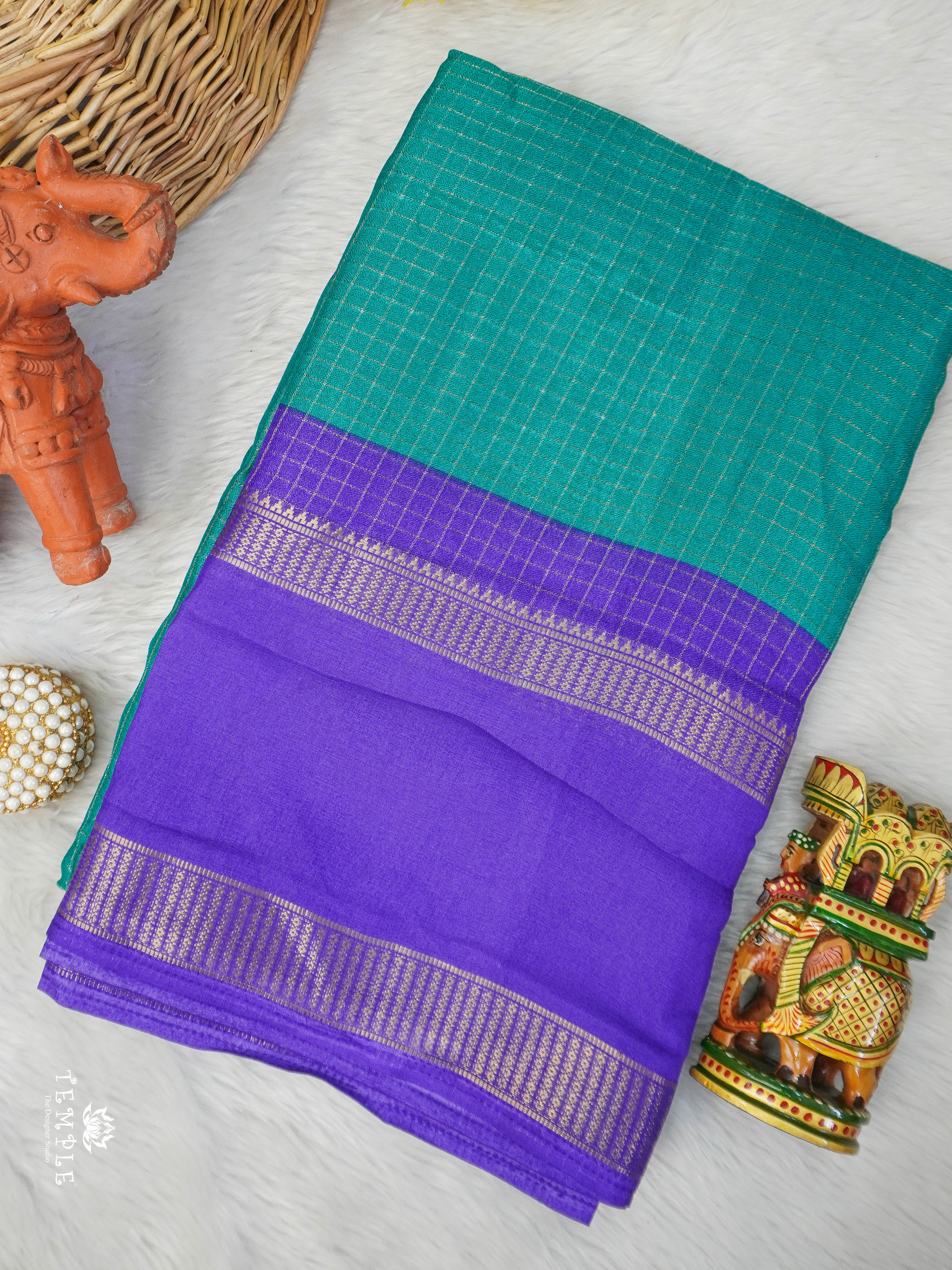 Checked Pattern Georgette Saree | TTDS2943