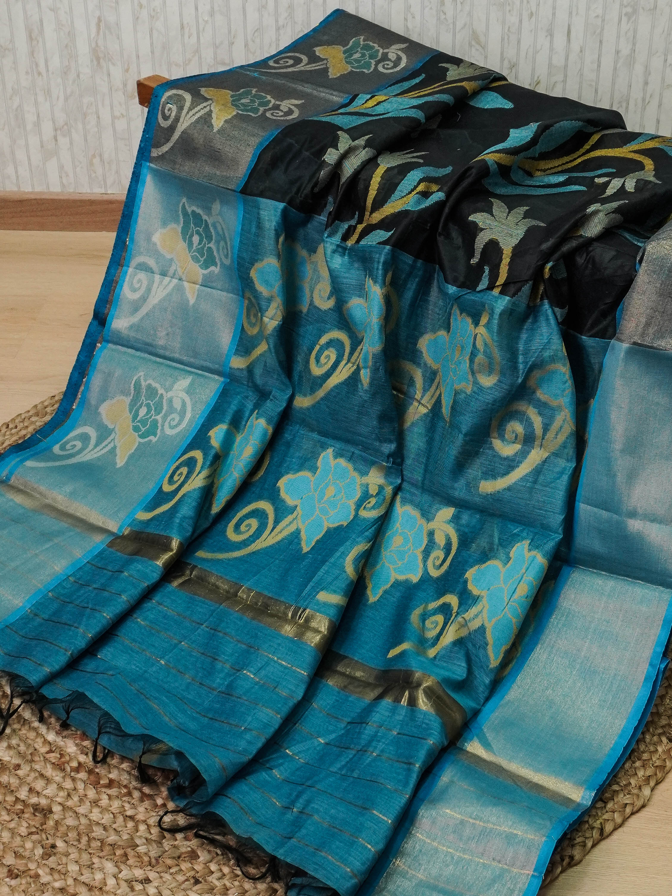 Ikkat Pochampally Saree | TTDS1103 | Sparkling Deals