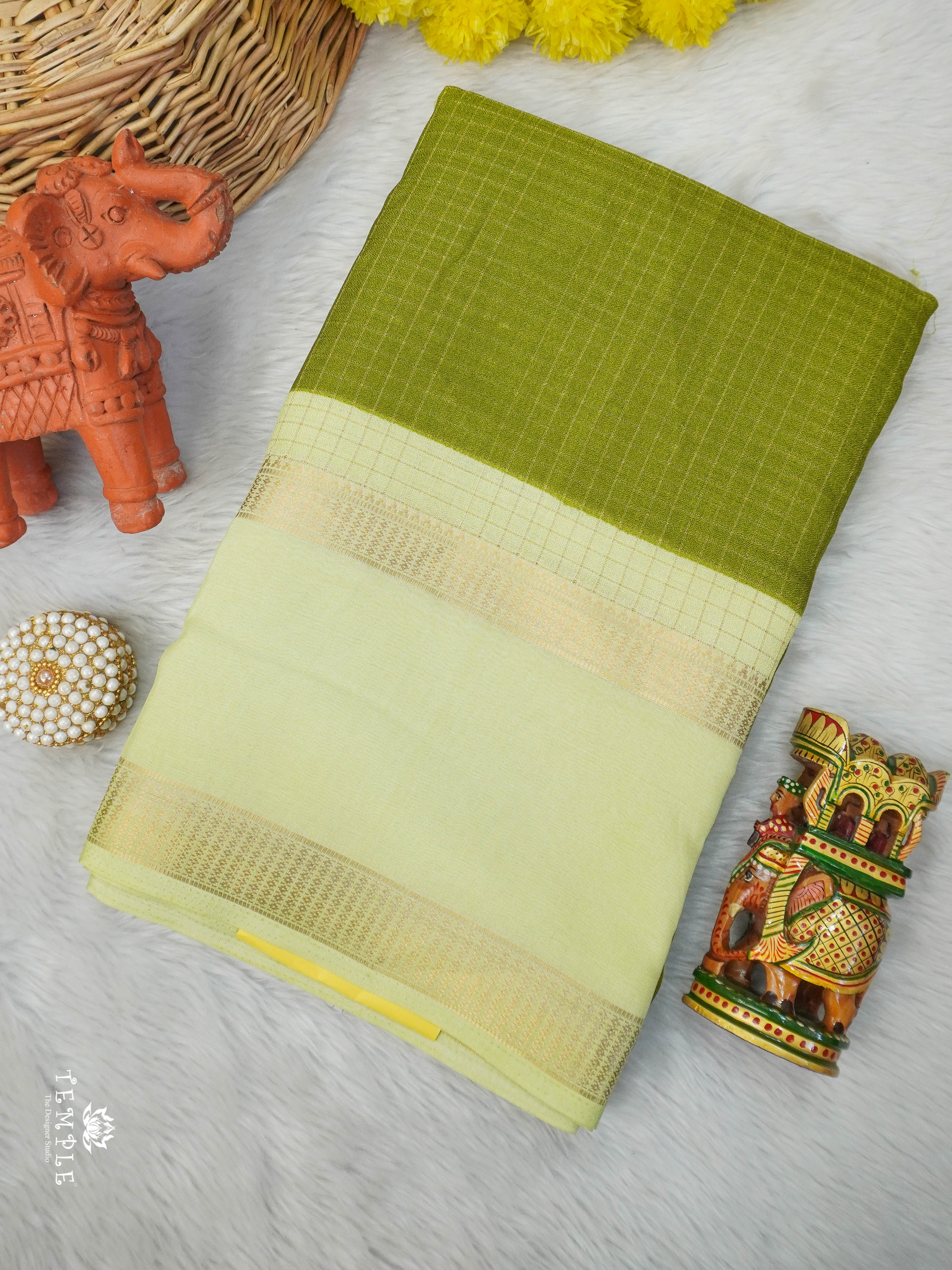 Checked Pattern Georgette Saree | TTDS2943