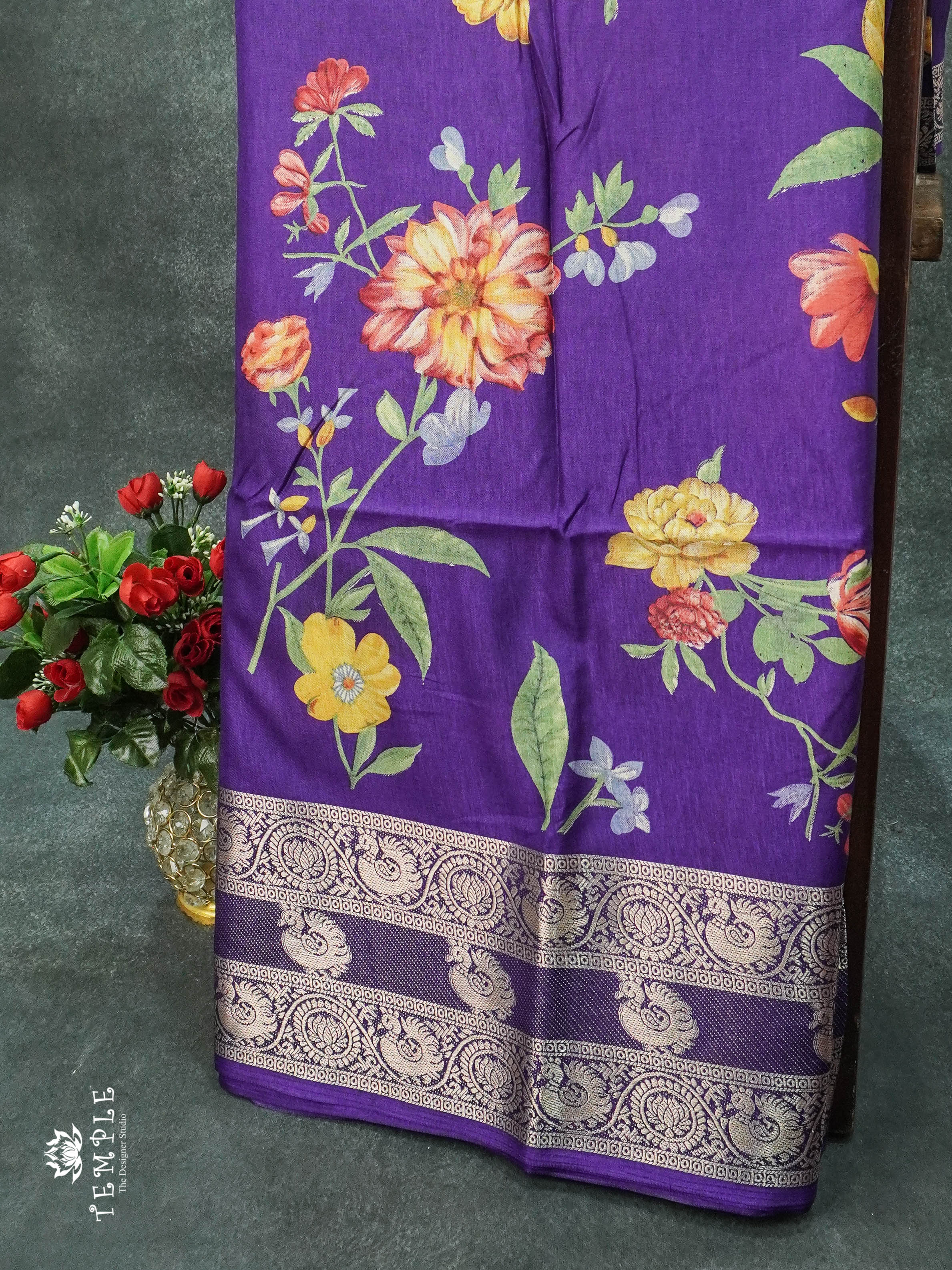 Dola Jacquard Saree (Floral Print) | TTDS1081