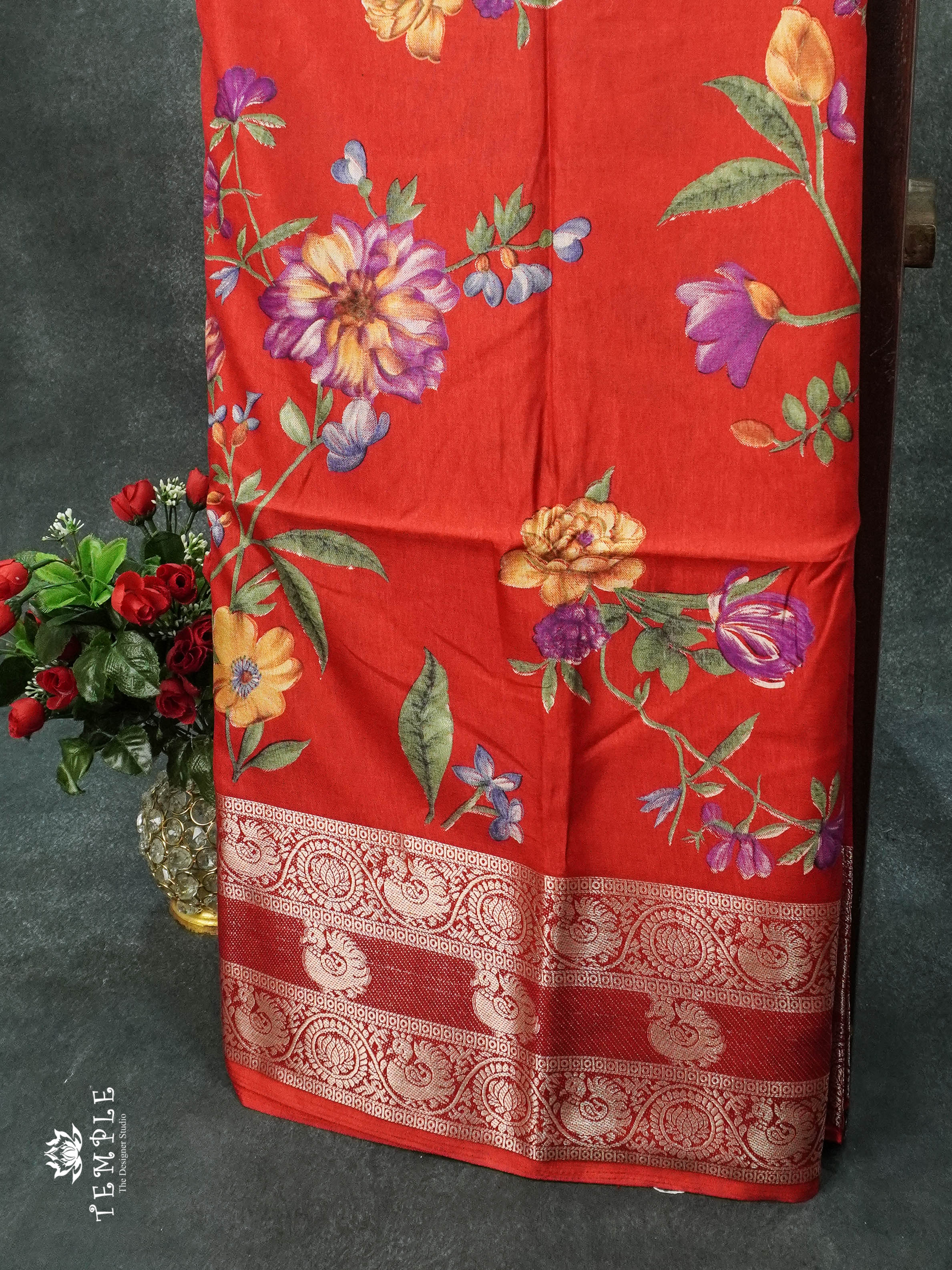 Dola Jacquard Saree (Floral Print) | TTDS1081