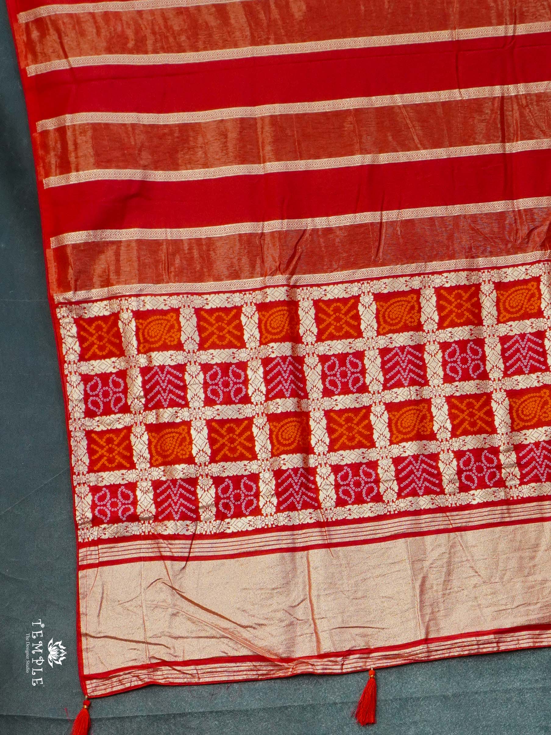 Viscose Georgette Saree With Zari Stripes | TTDS2455