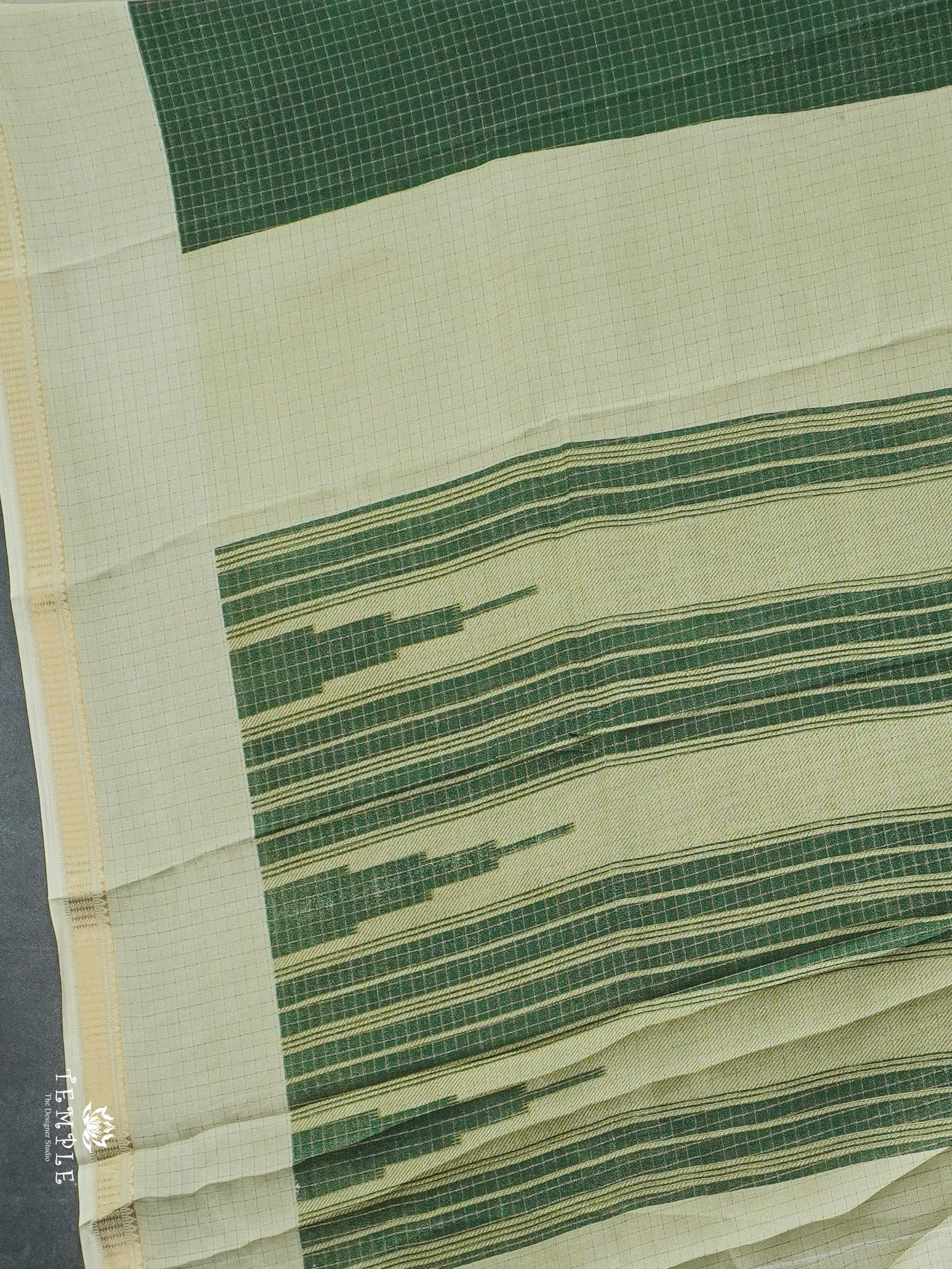 Checked Pattern Georgette Saree | TTDS2943