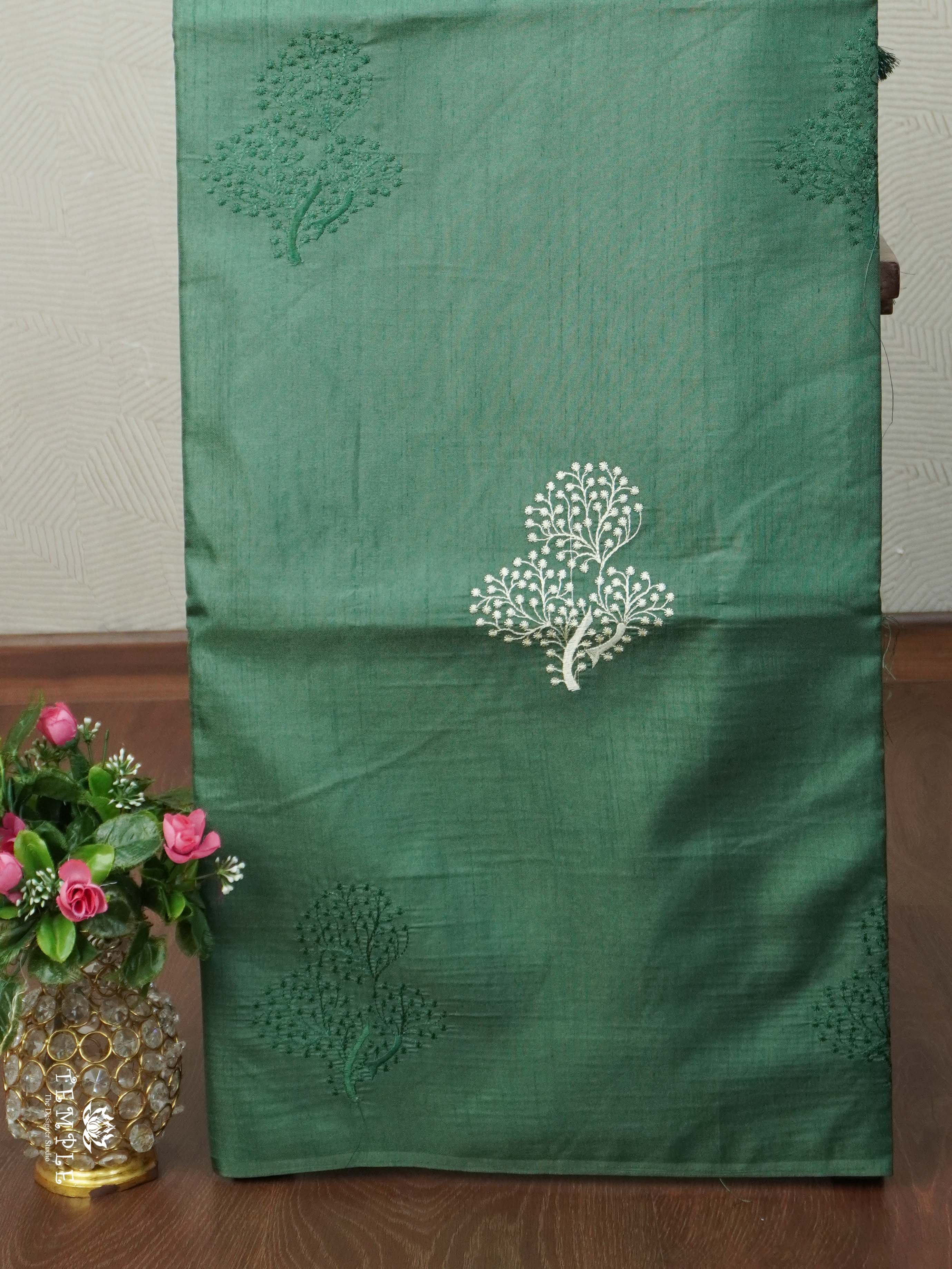 Matka Silk Saree With Thread Work | TTDS2451