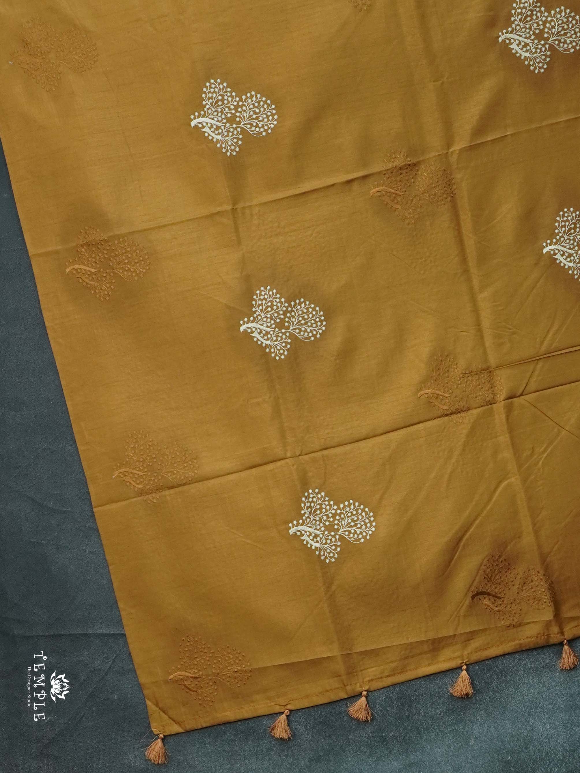 Matka Silk Saree With Thread Work | TTDS2451