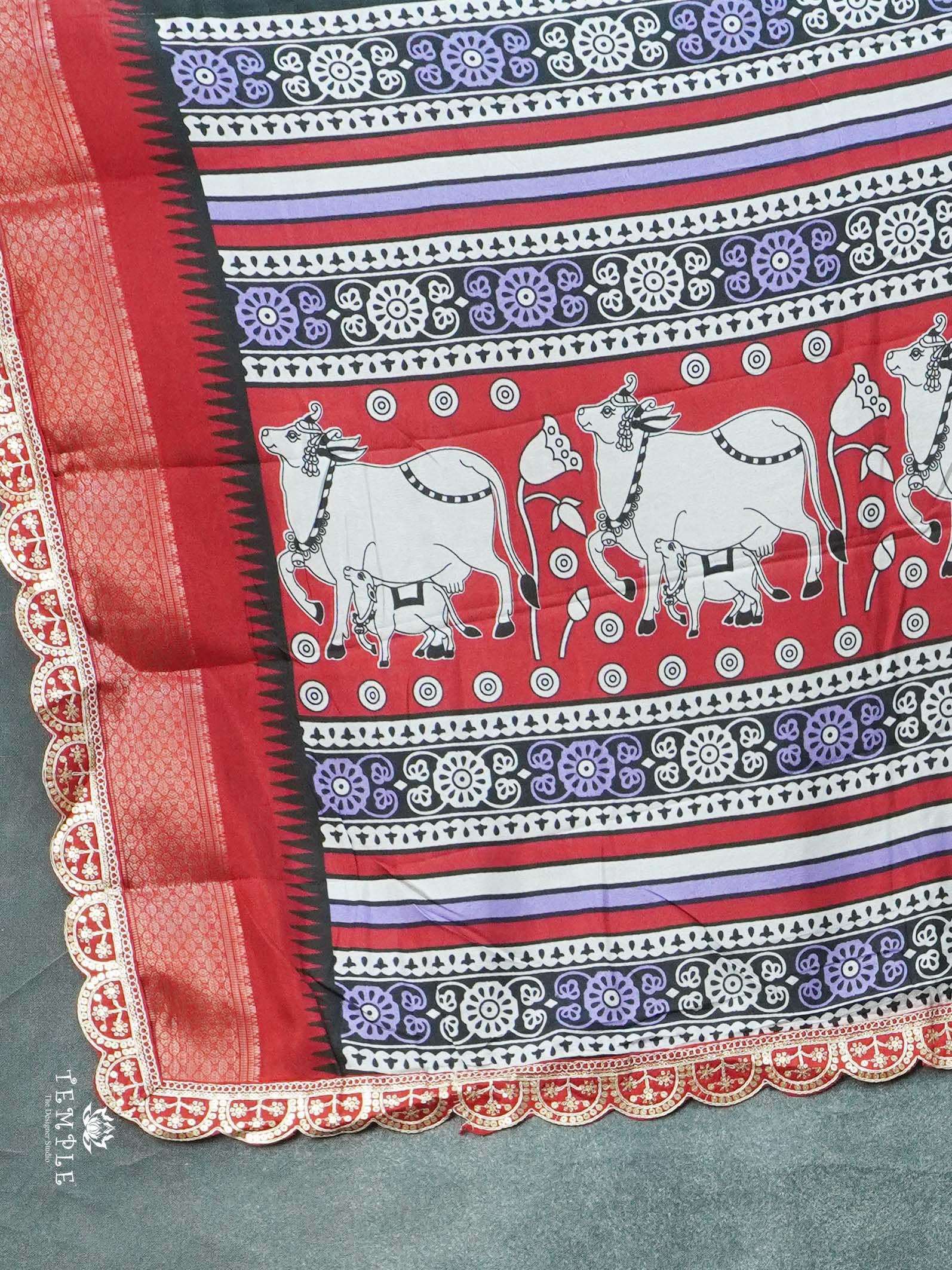 Dola Silk Saree With Scallop Border | TTDS2462