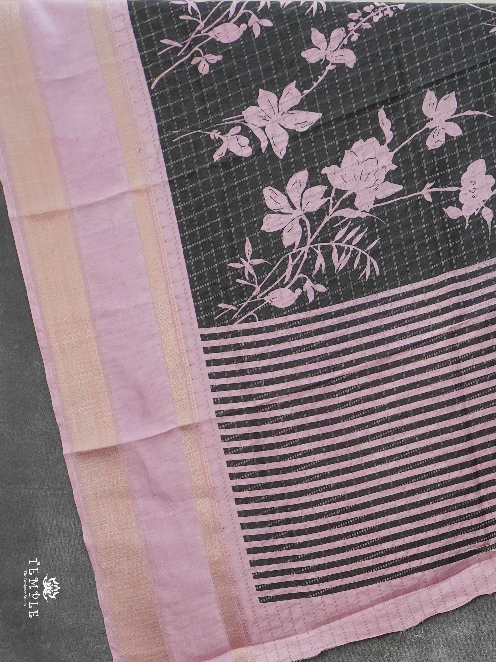Fancy Checked Saree | TTDS2957