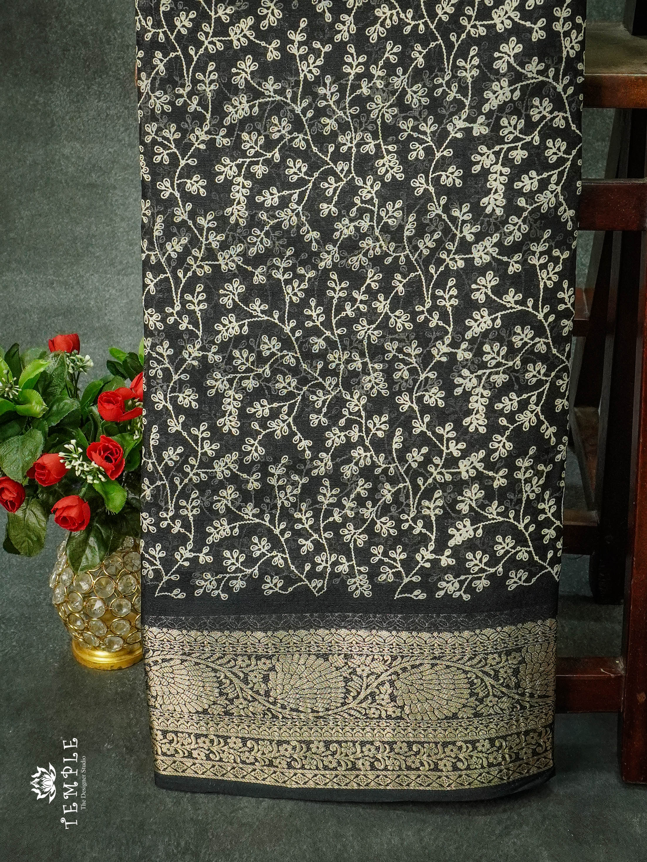 Georgette Saree With Tiny Floral Print (Black) | TTDS1121 | Sparkling Deals