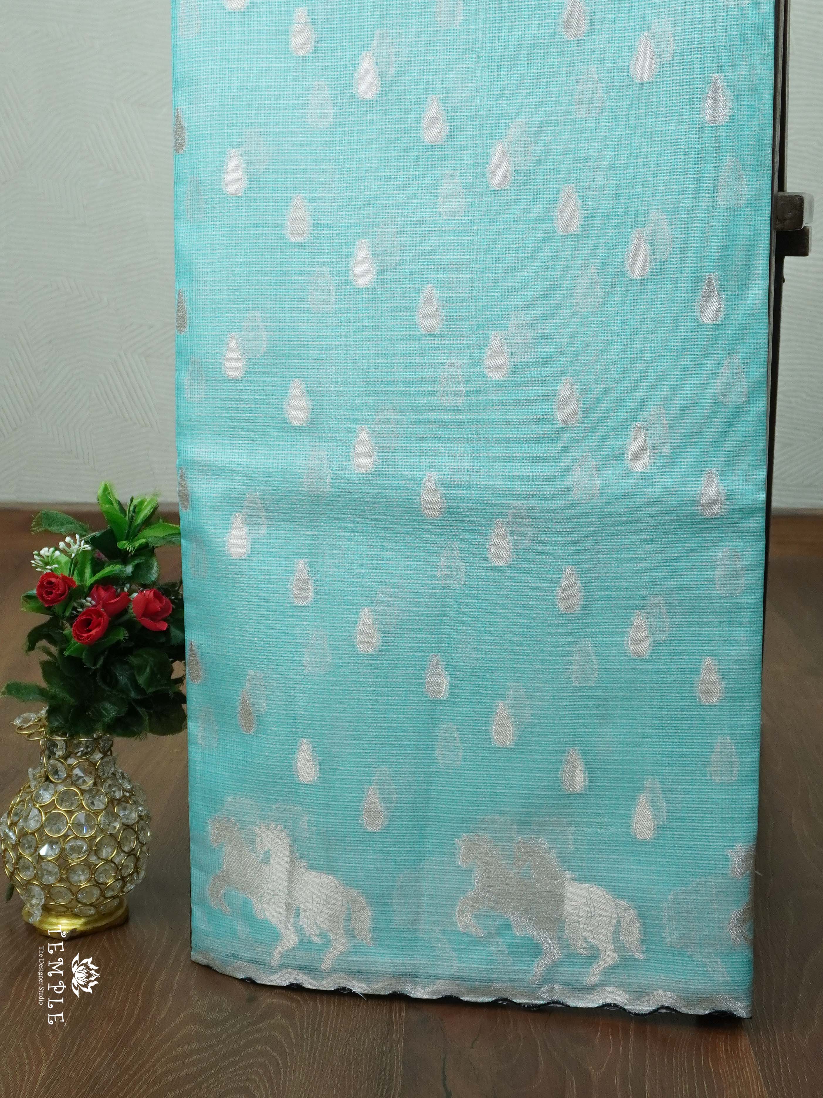 Zari Kota Saree With Scallop Finishing | TTDS2039