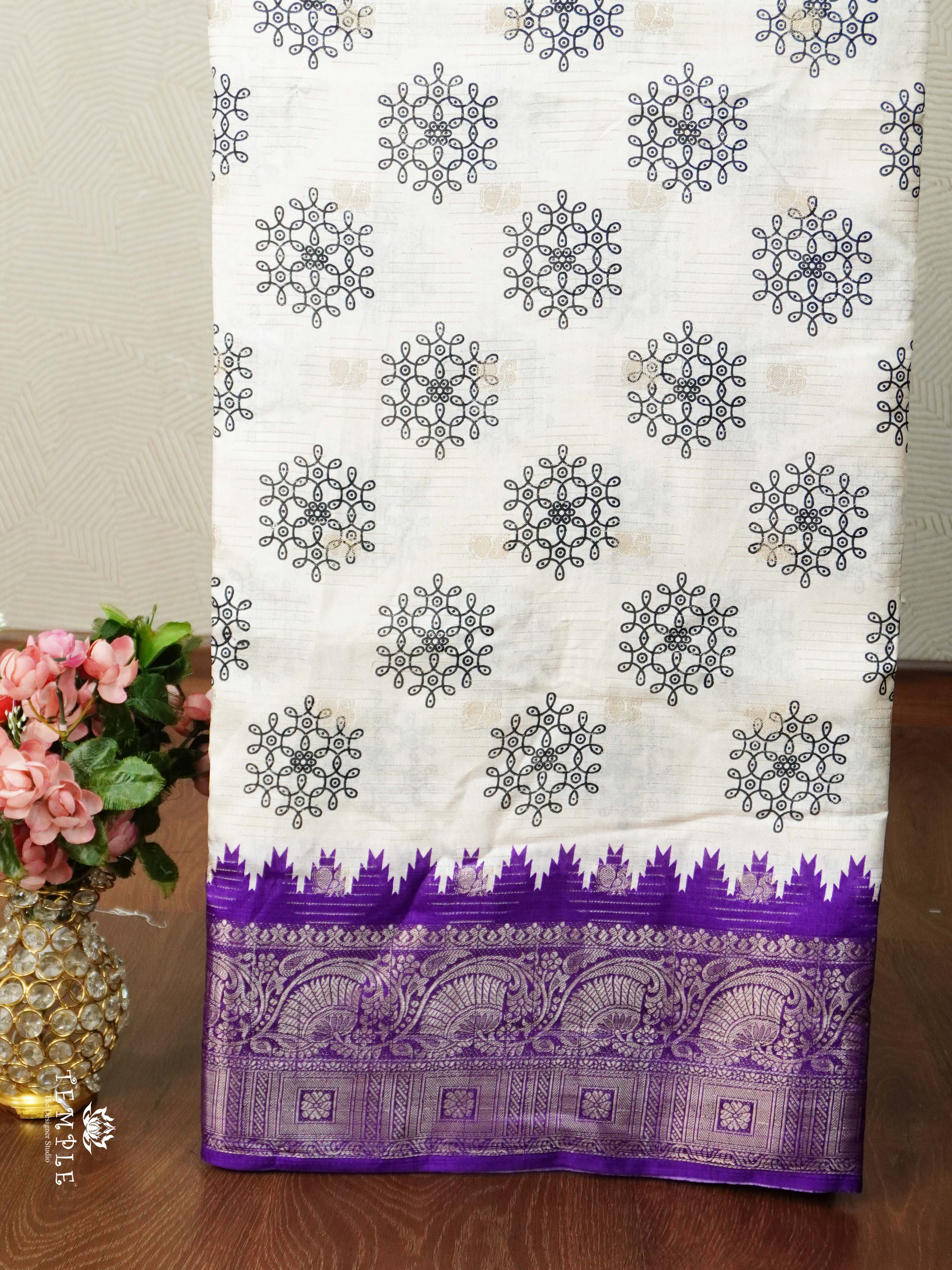Georgette Sarees with Zari Weave | TTDS2500