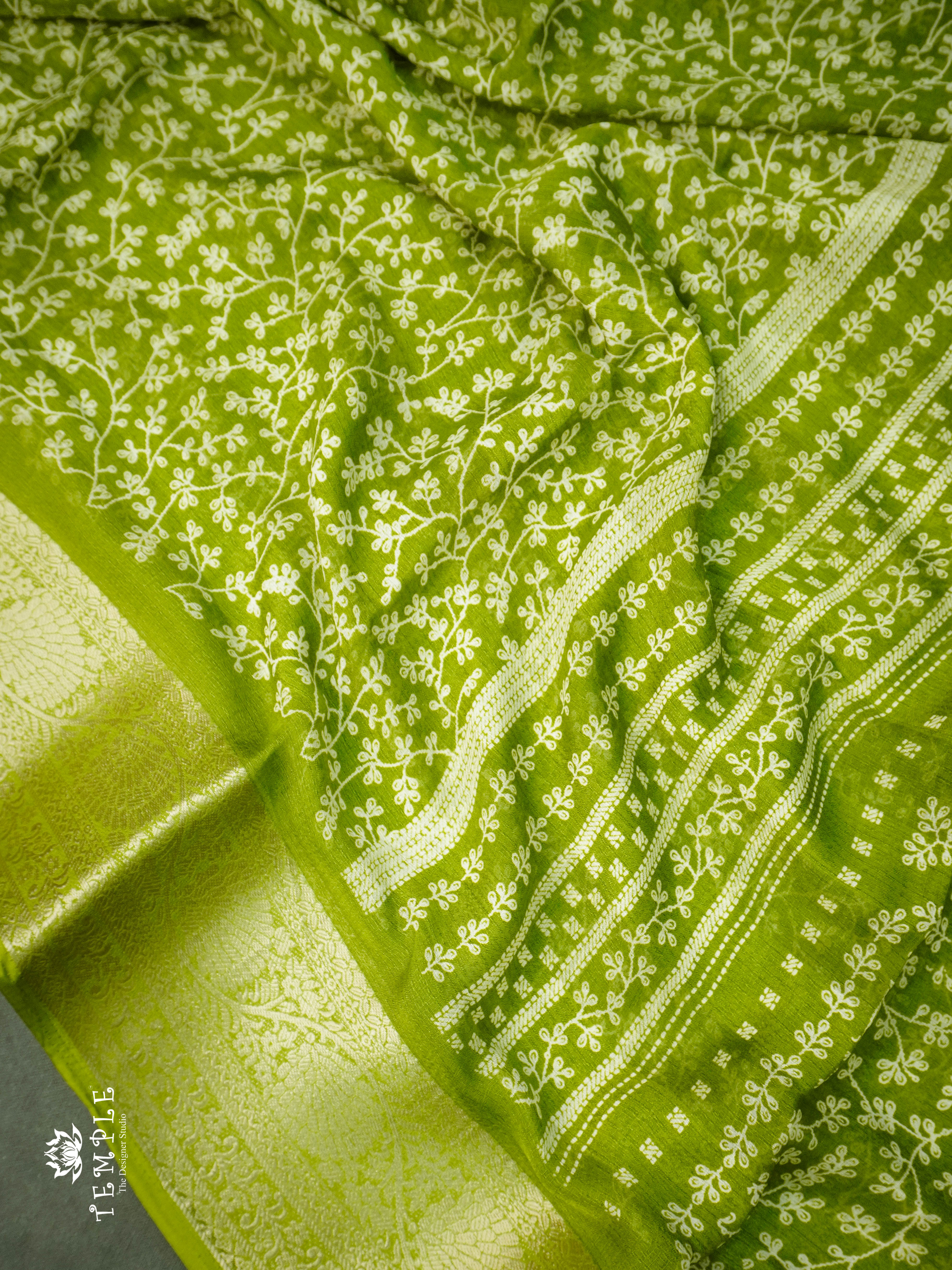 Georgette Saree With Tiny Floral Print (Green) | TTDS1121 | Sparkling Deals