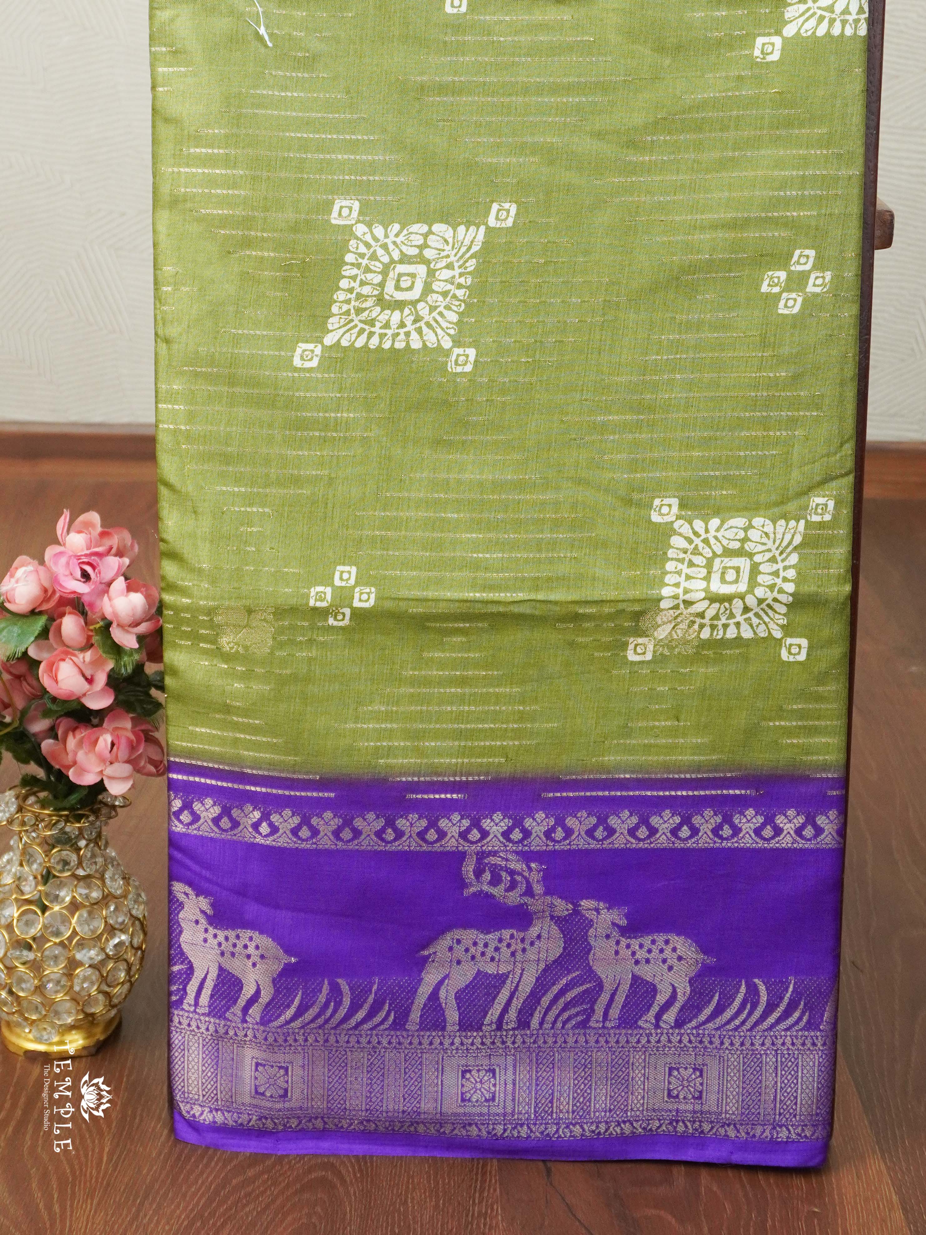 Georgette Saree With Deer Motif Border | TTDS2059
