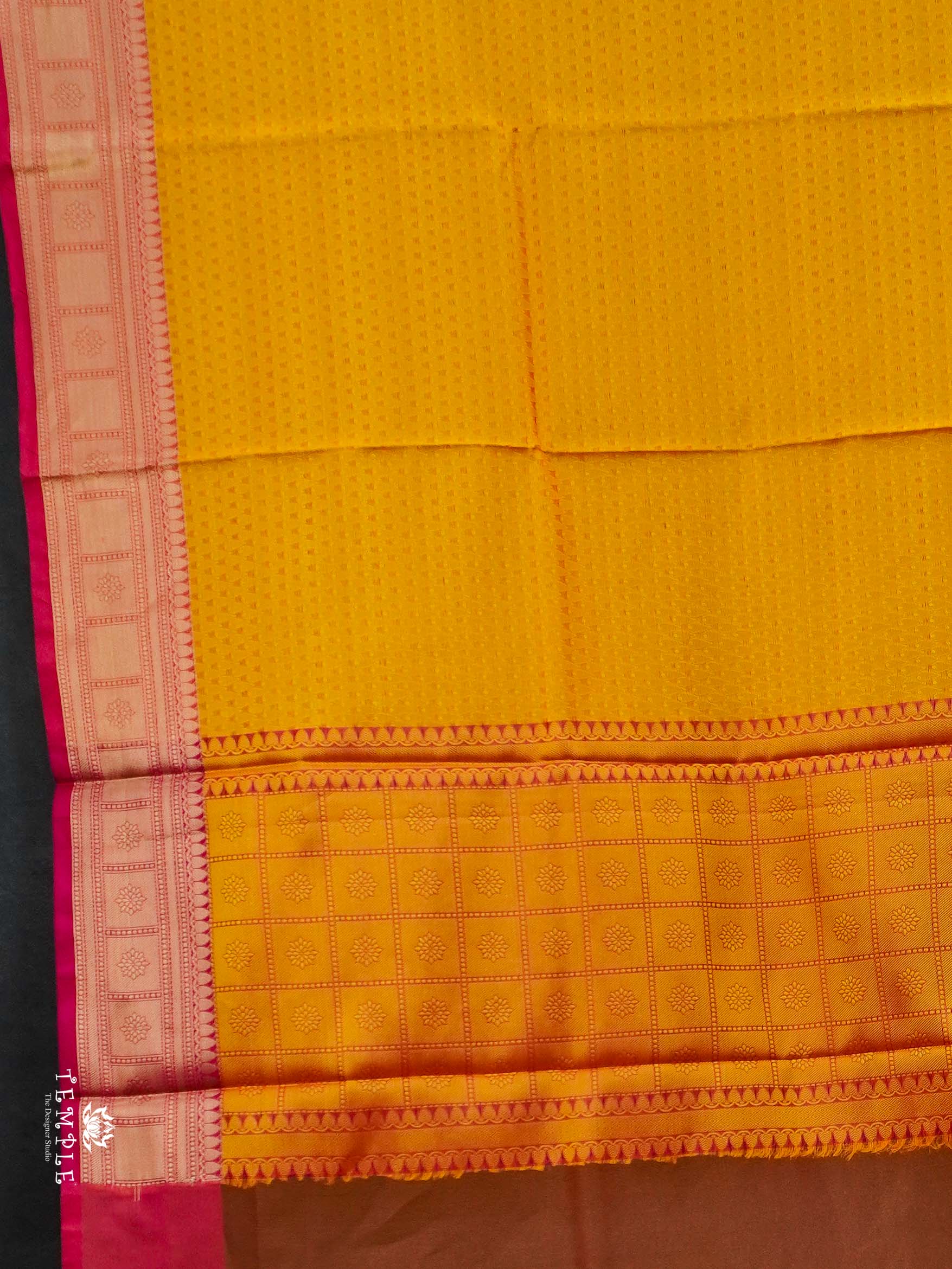 Kora Muslin Saree With Small Border | TTDS2052