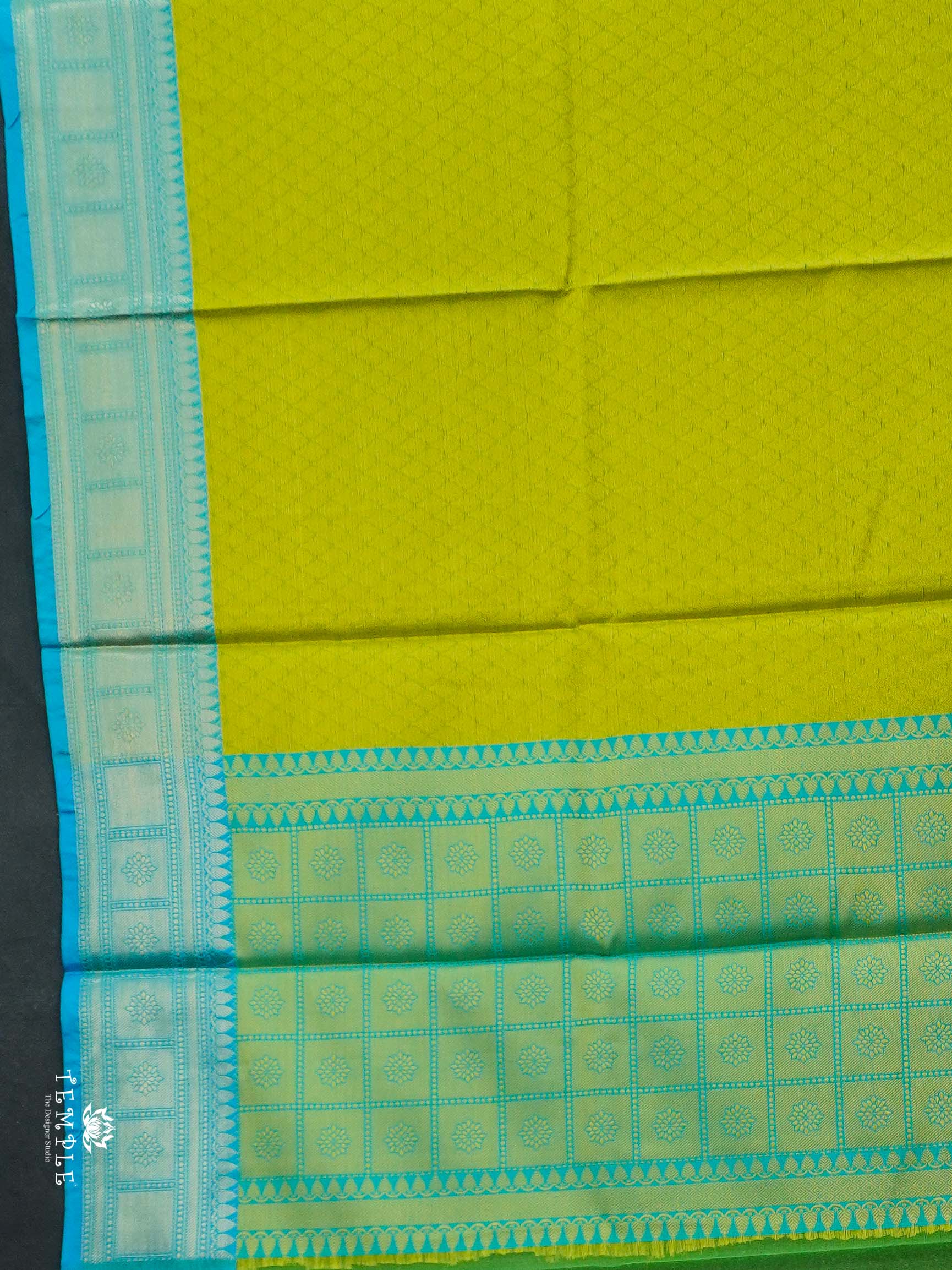 Kora Muslin Saree With Small Border | TTDS2052