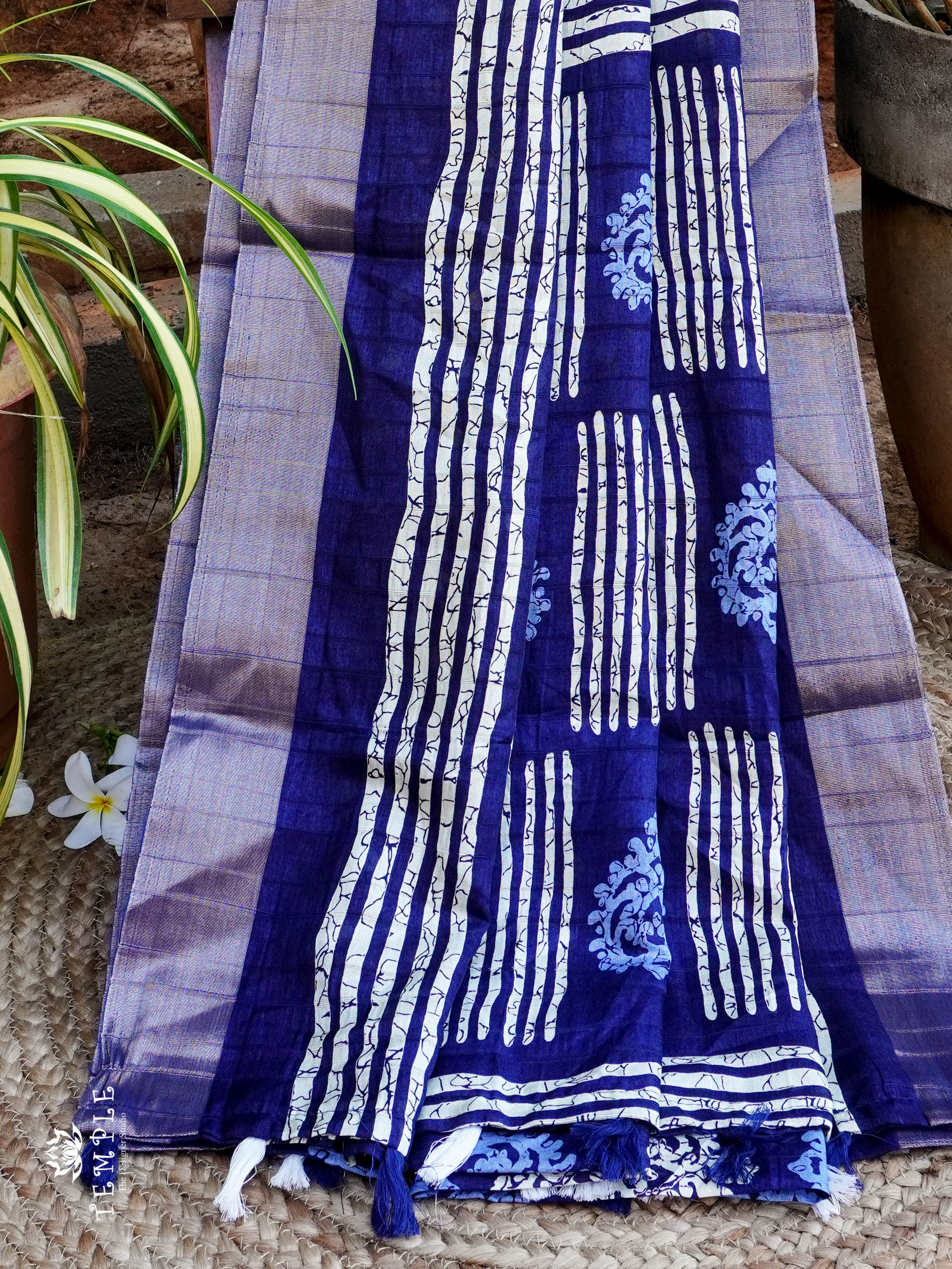 Kadhi Indigo Cotton Saree | TTDS804