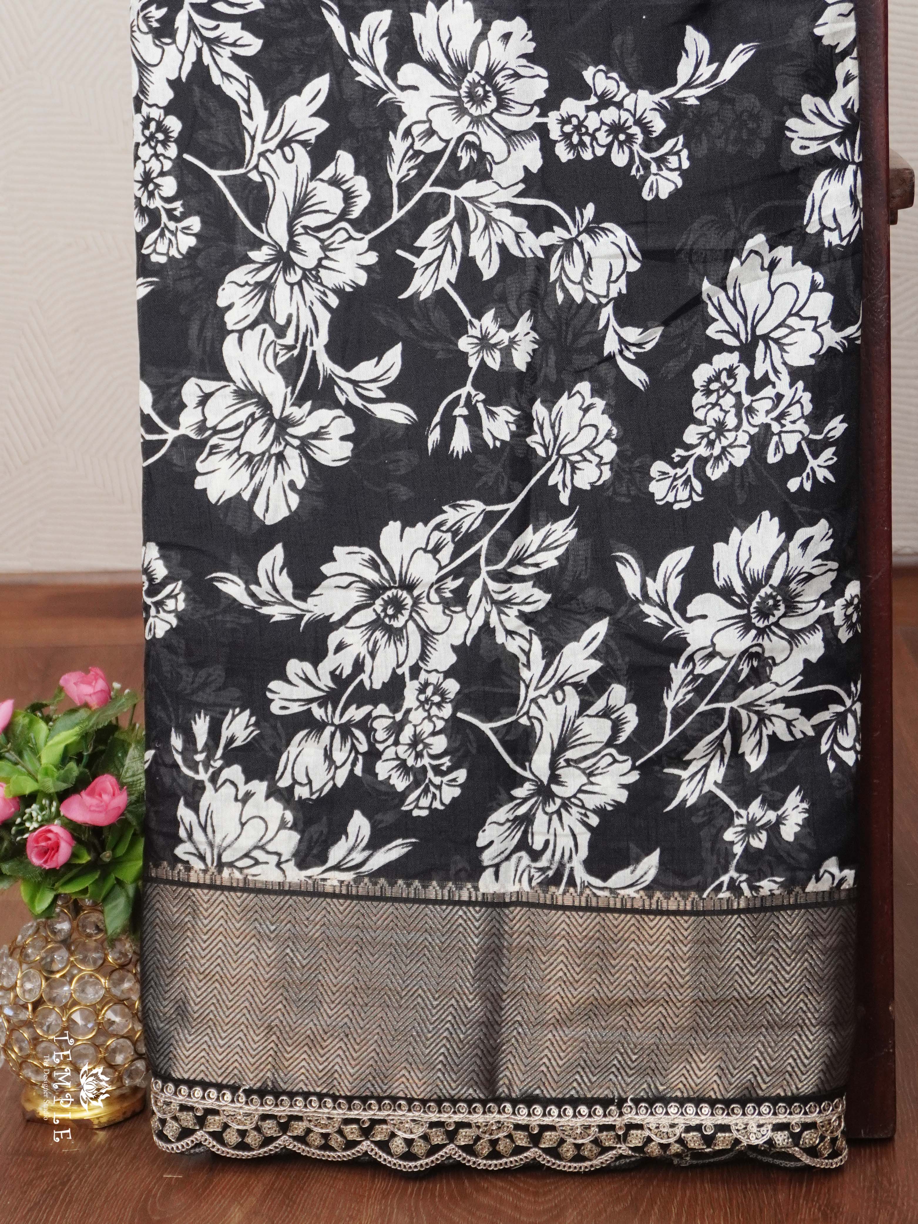 Dola Silk Saree With Scallop Border | TTDS2462