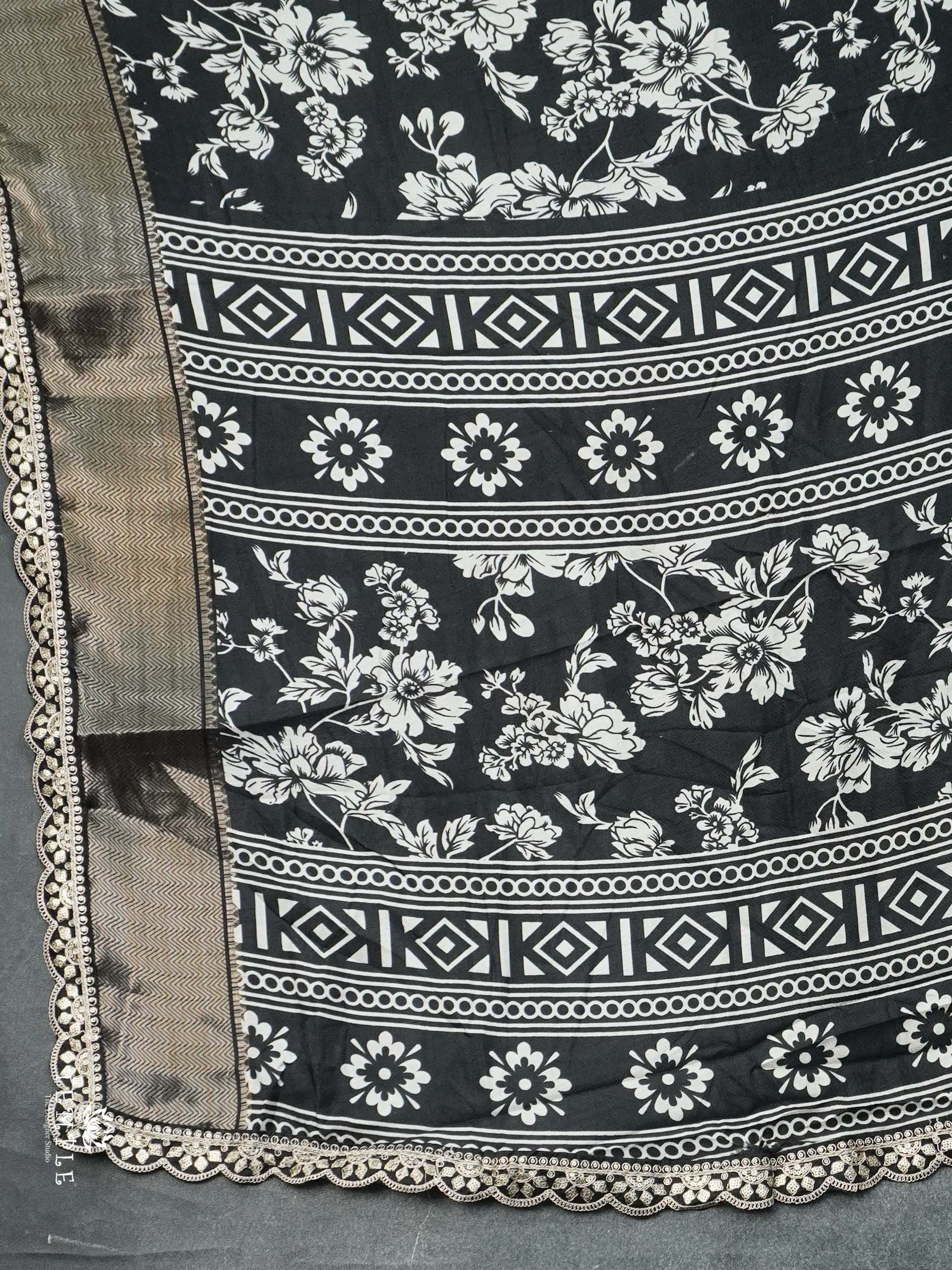 Dola Silk Saree With Scallop Border | TTDS2462
