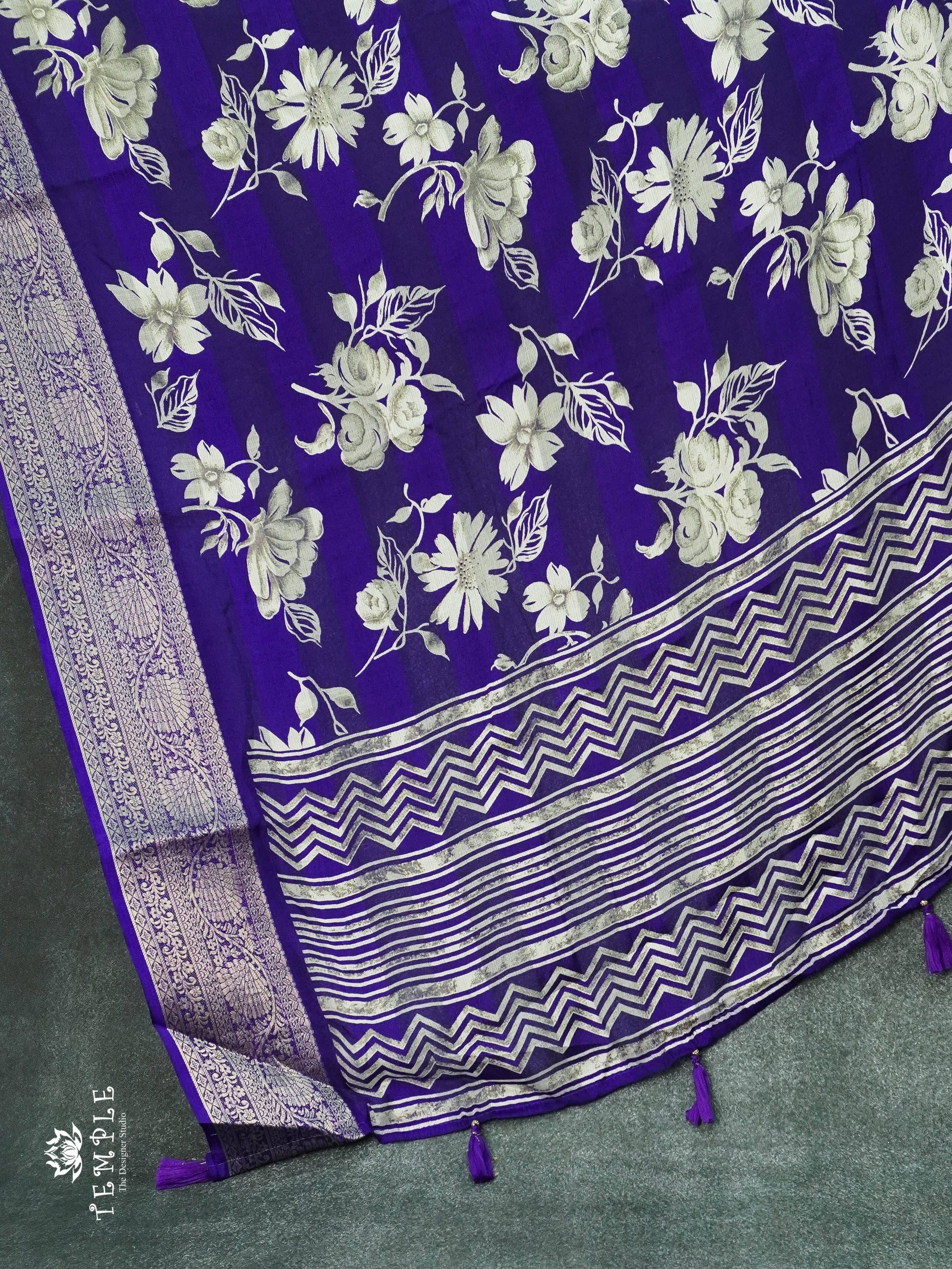 Floral Printed Georgette Saree | TTDS1181 | Sparkling Deals