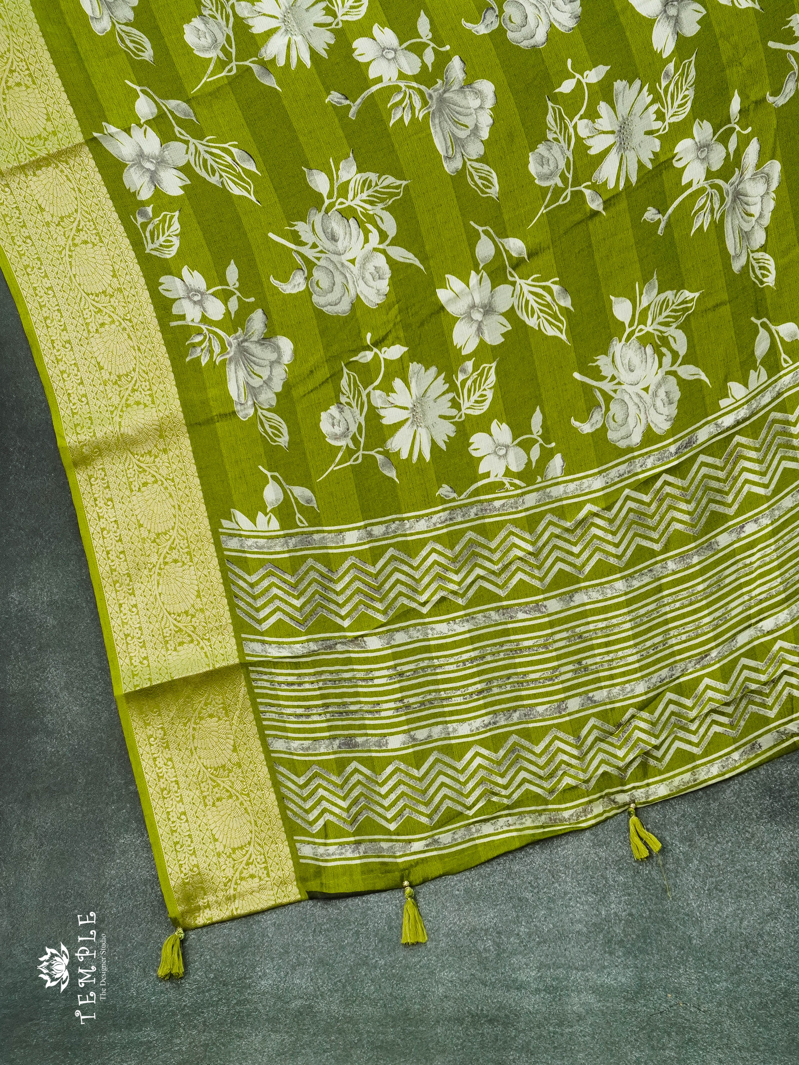 Floral Printed Georgette Saree | TTDS1181 | Sparkling Deals