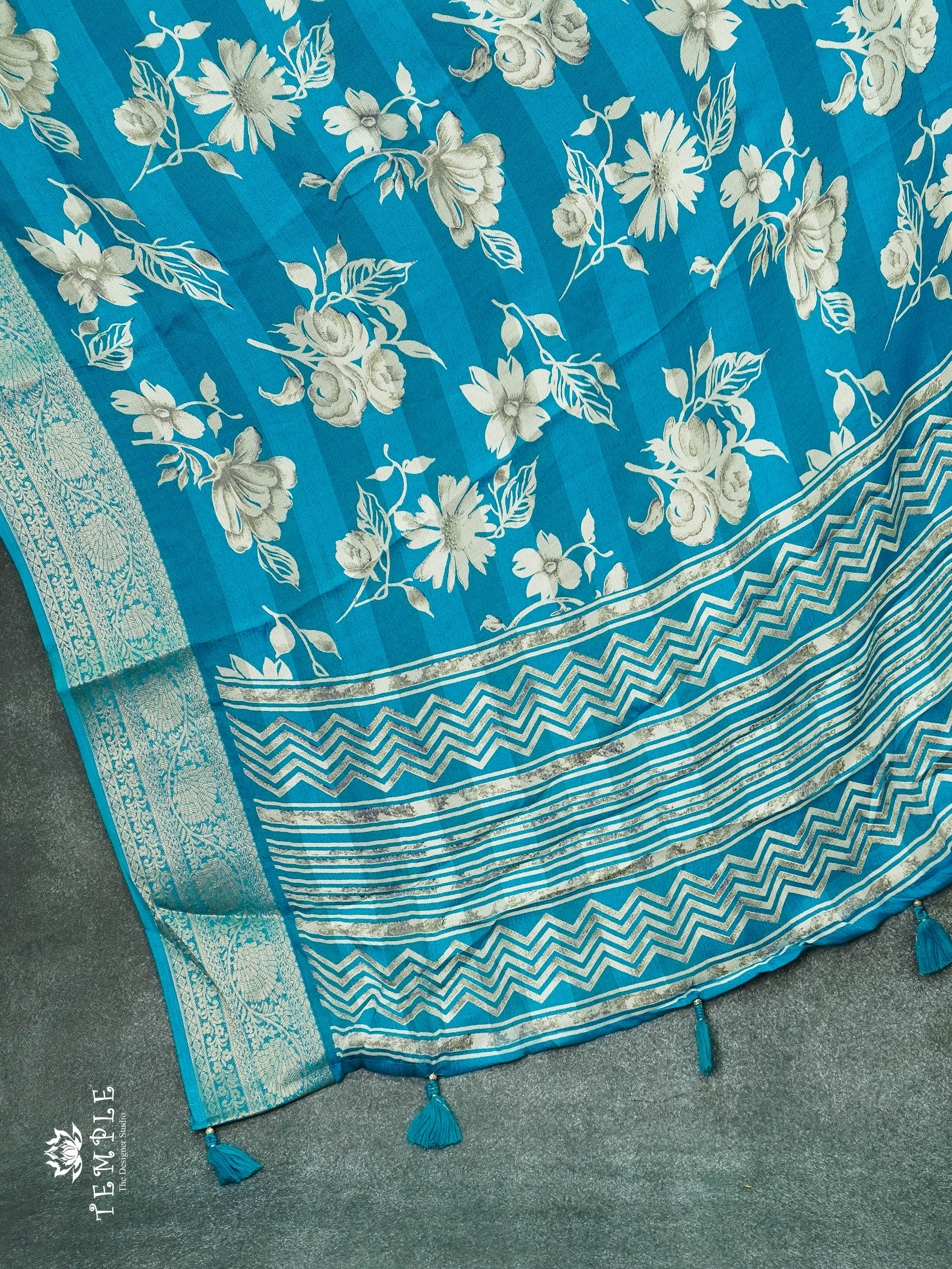 Floral Printed Georgette Saree | TTDS1181 | Sparkling Deals