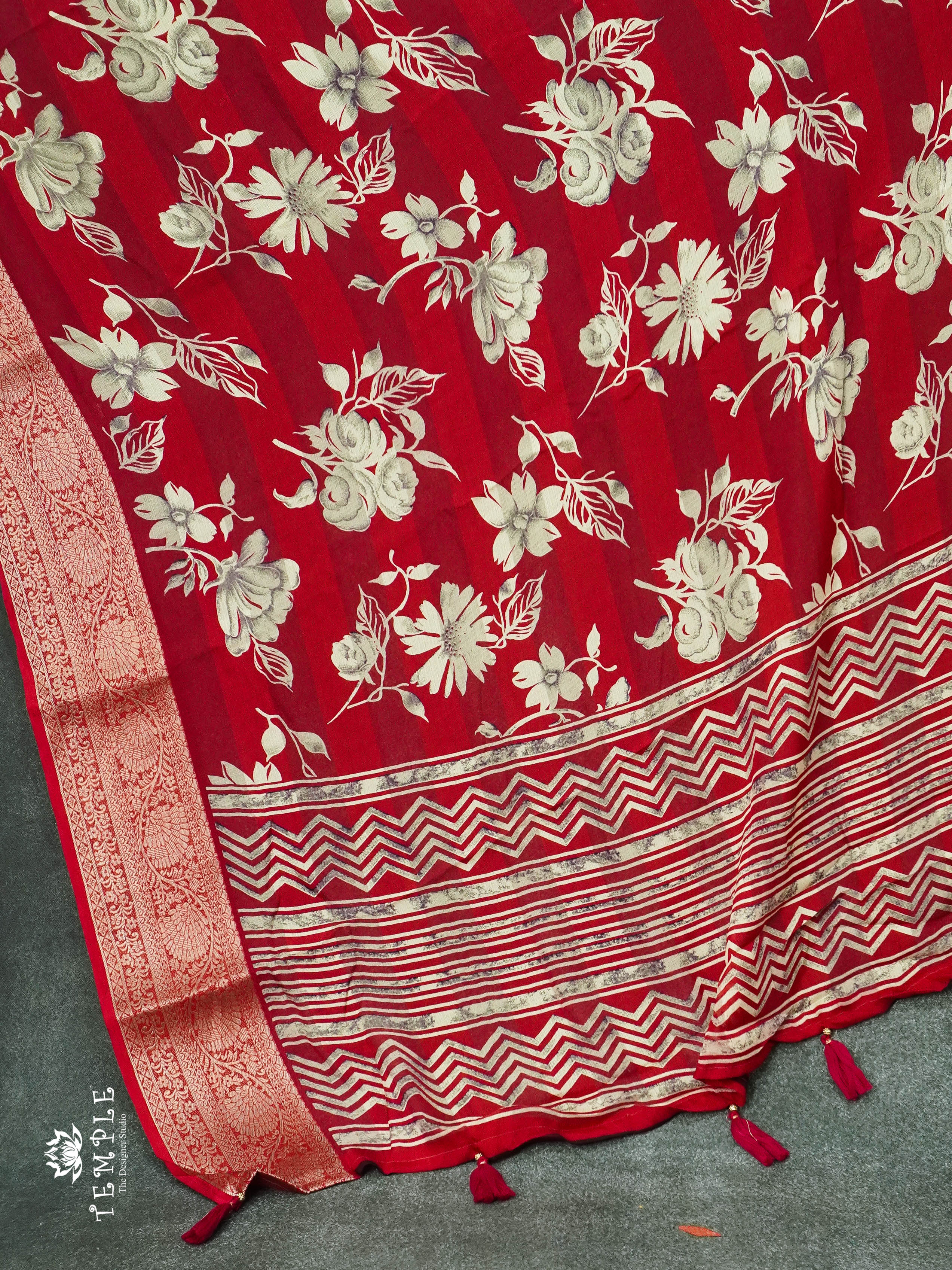 Floral Printed Georgette Saree | TTDS1181 | Sparkling Deals