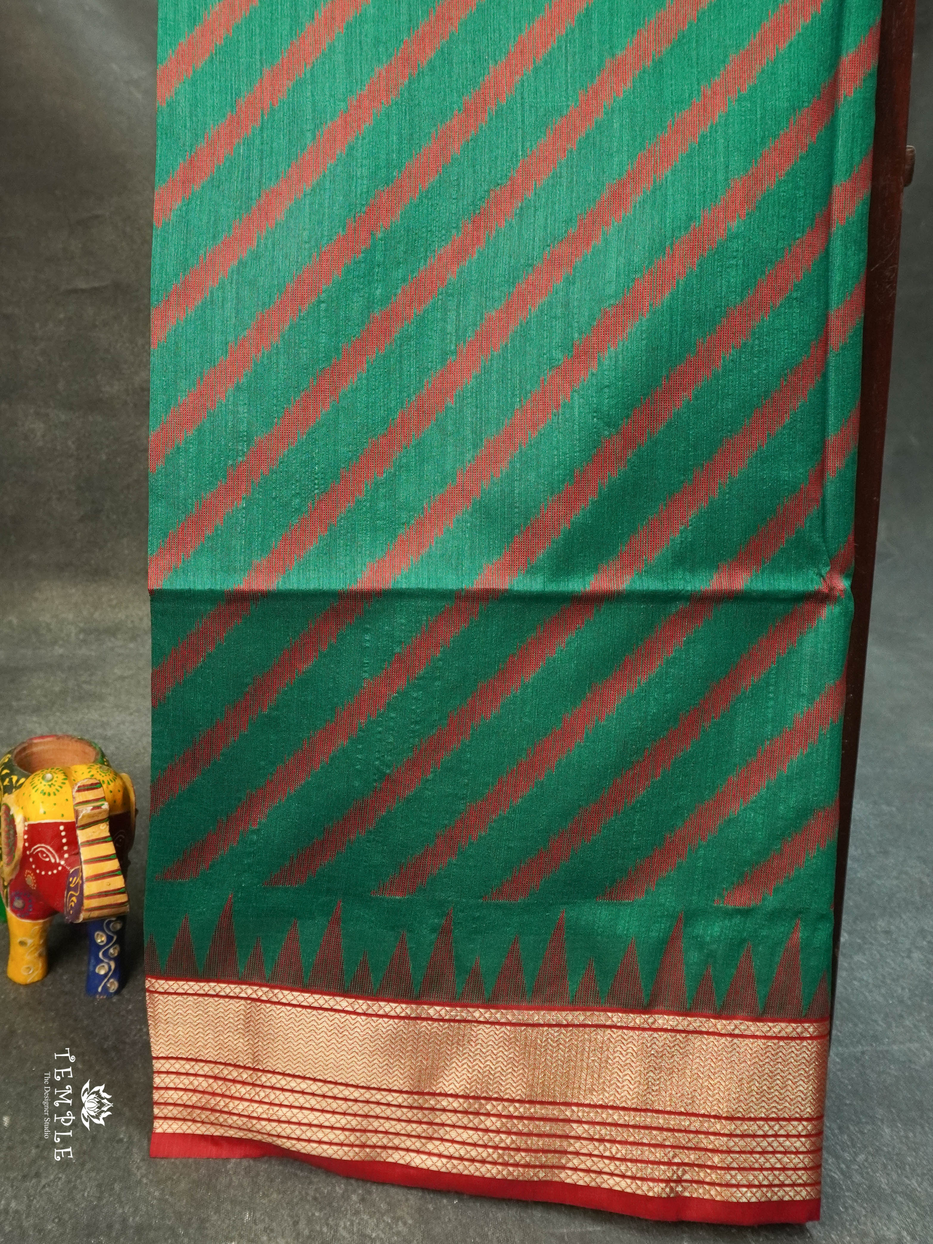 Raw Silk Saree With Thread Woven Design | TTDS1584