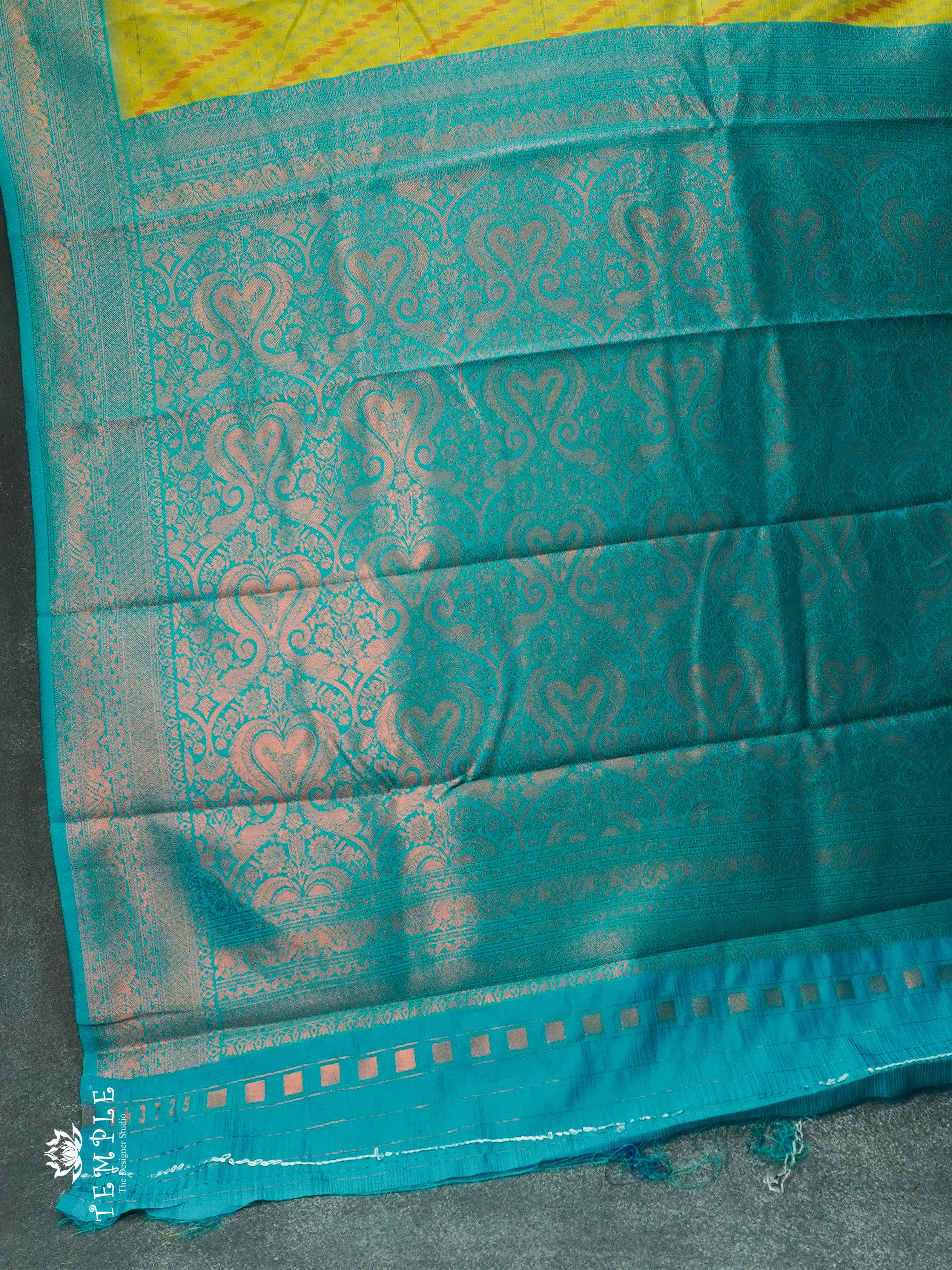 Aura Silk Saree | TTDS1160 | Sparkling Deals