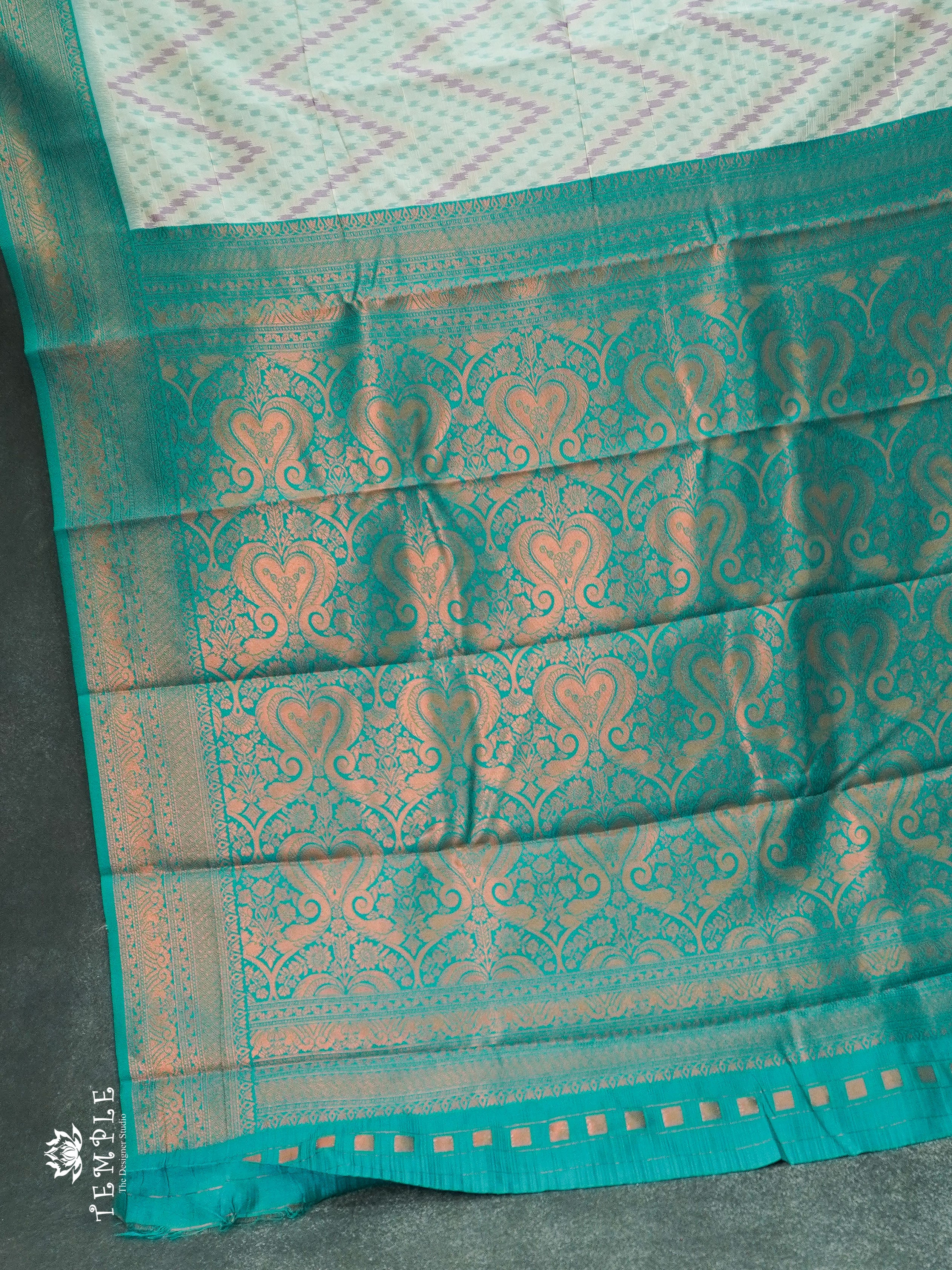 Aura Silk Saree | TTDS1160 | Sparkling Deals