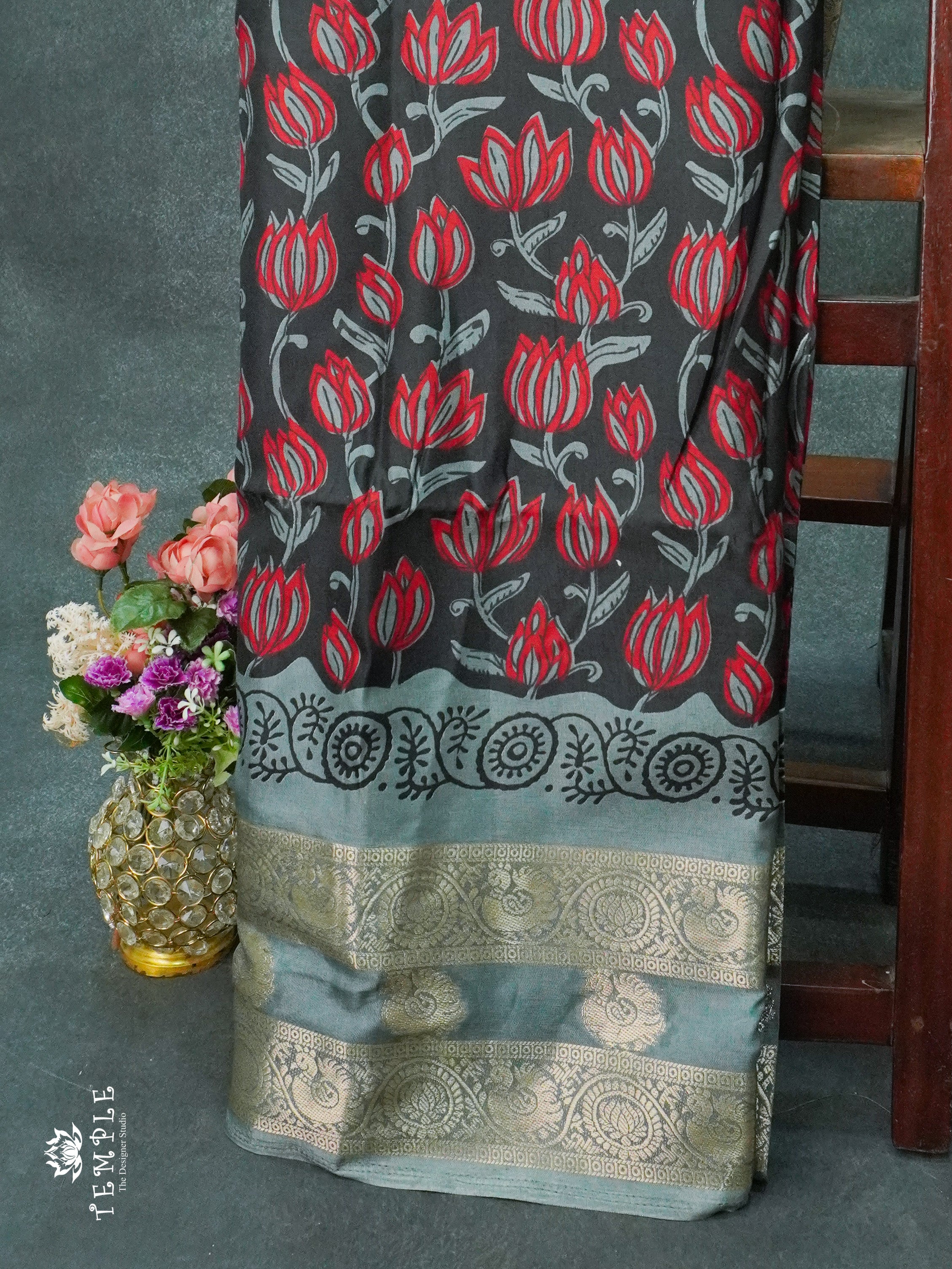 Dola Jacquard Saree | TTDS1211