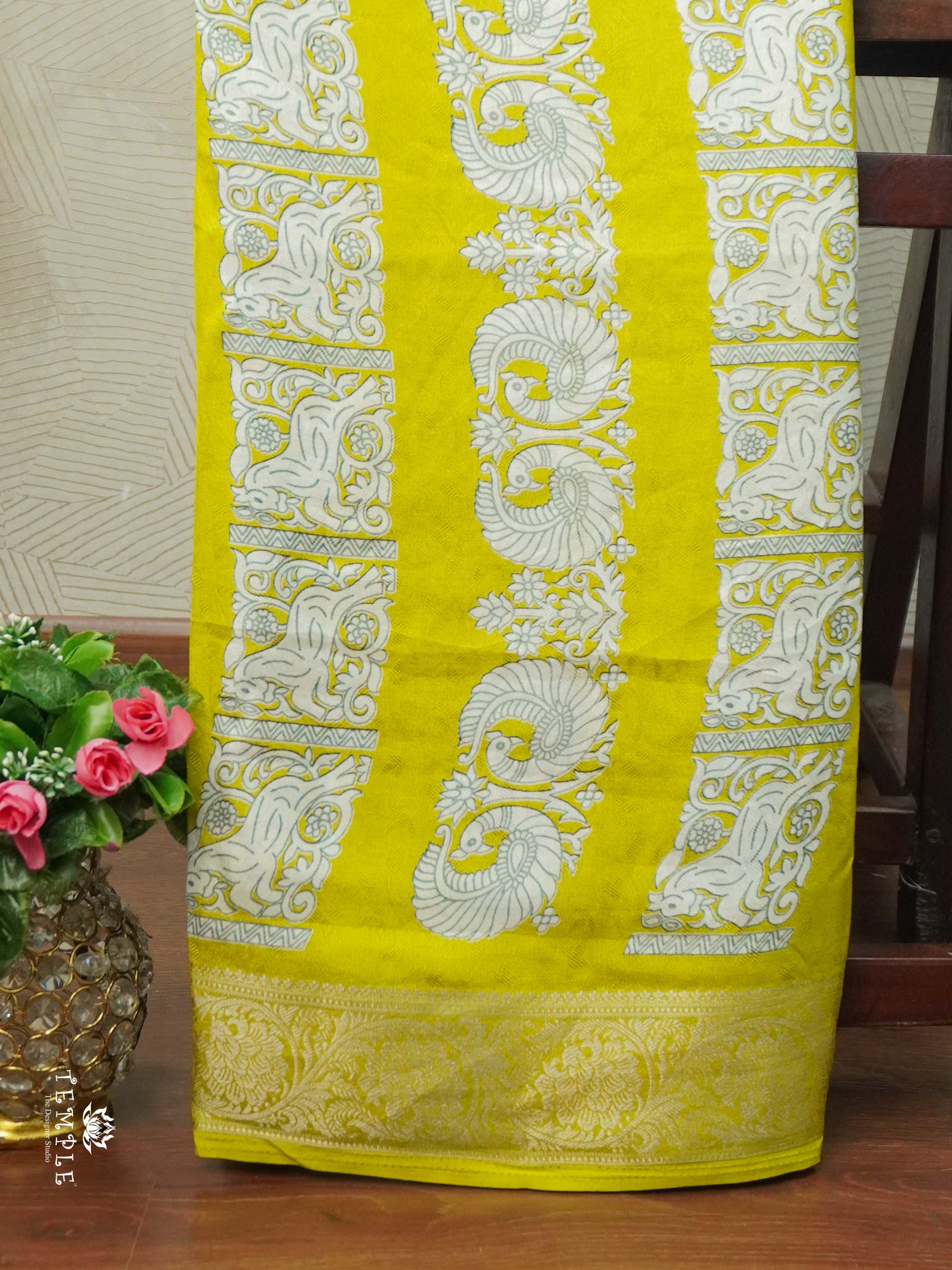 Stripe Printed Georgette Saree | TTDS2588