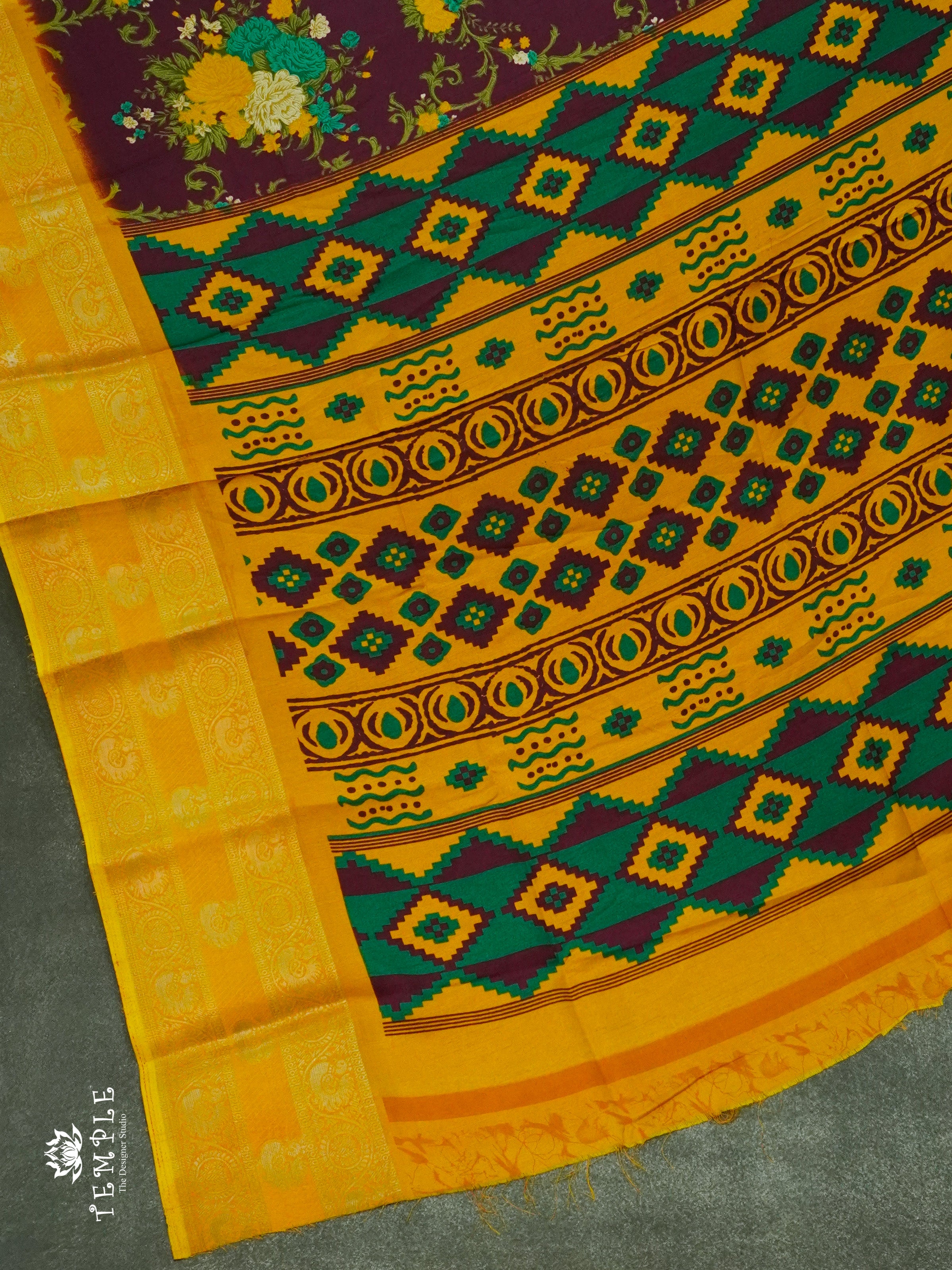 Dola Jacquard Saree | TTDS1212