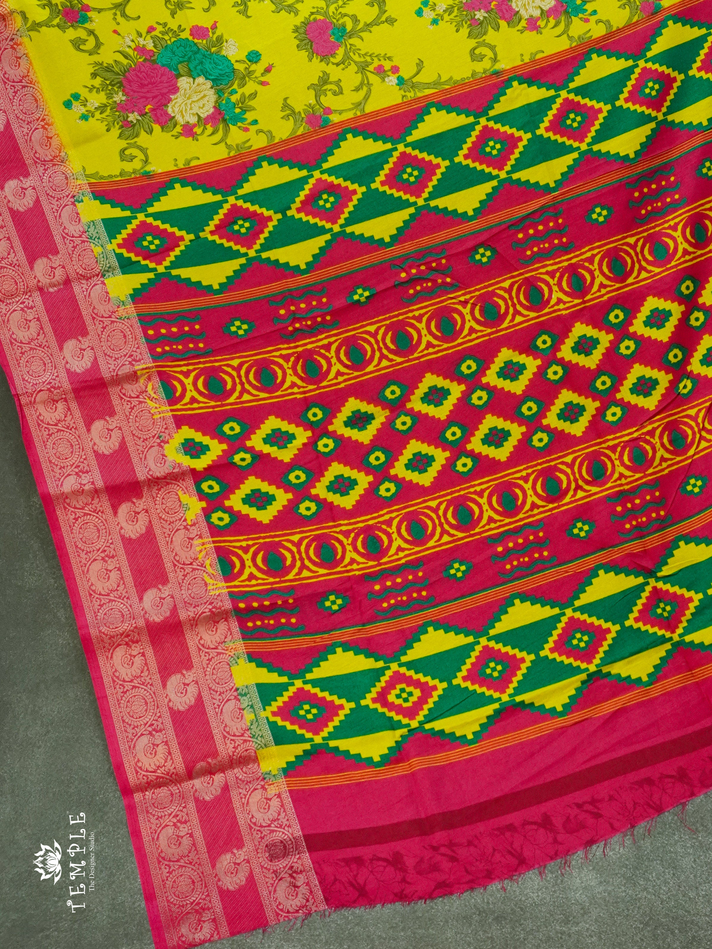 Dola Jacquard Saree | TTDS1212